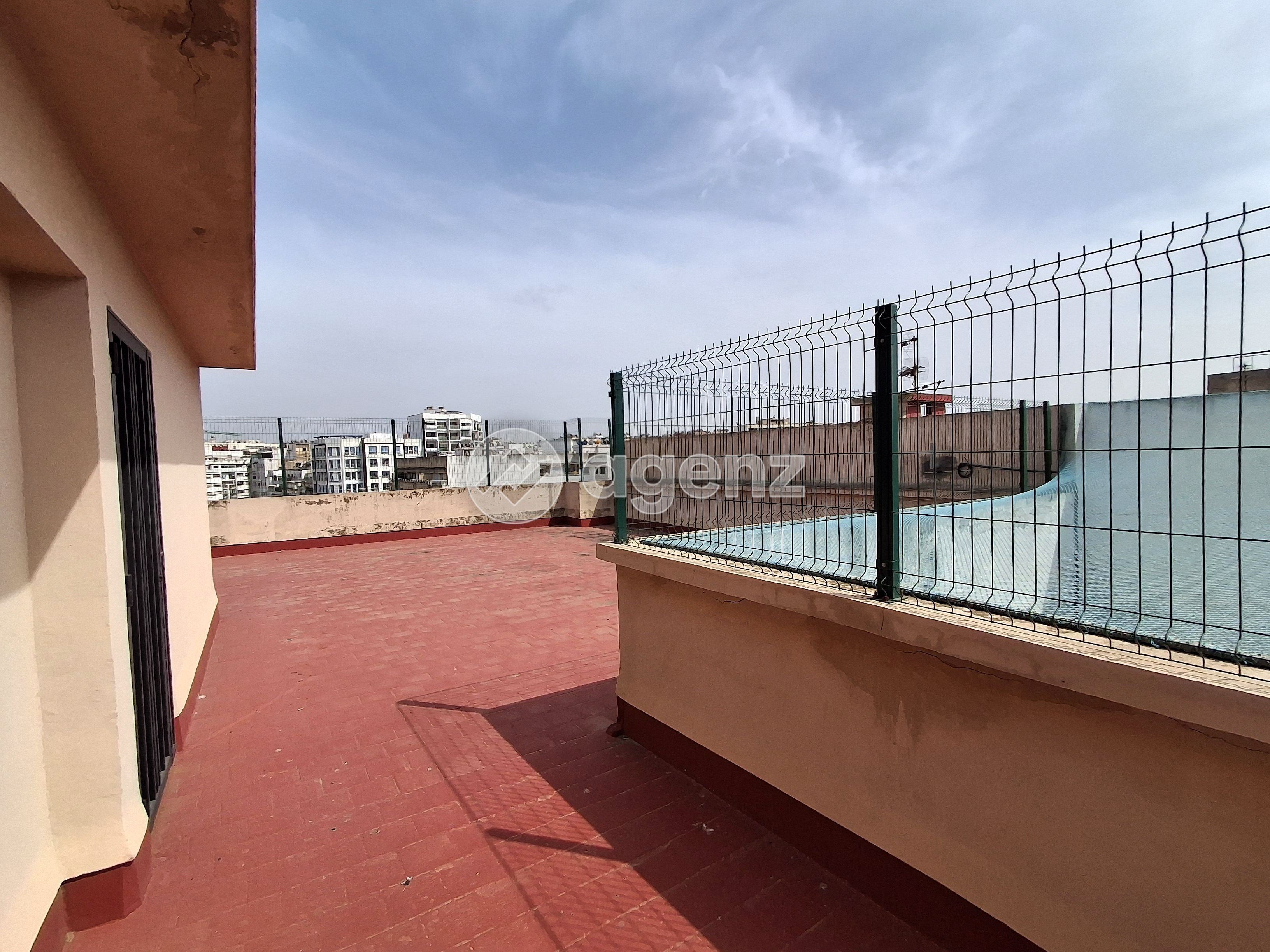 Bureau de 103 m² à Foncière - Casablanca — 2