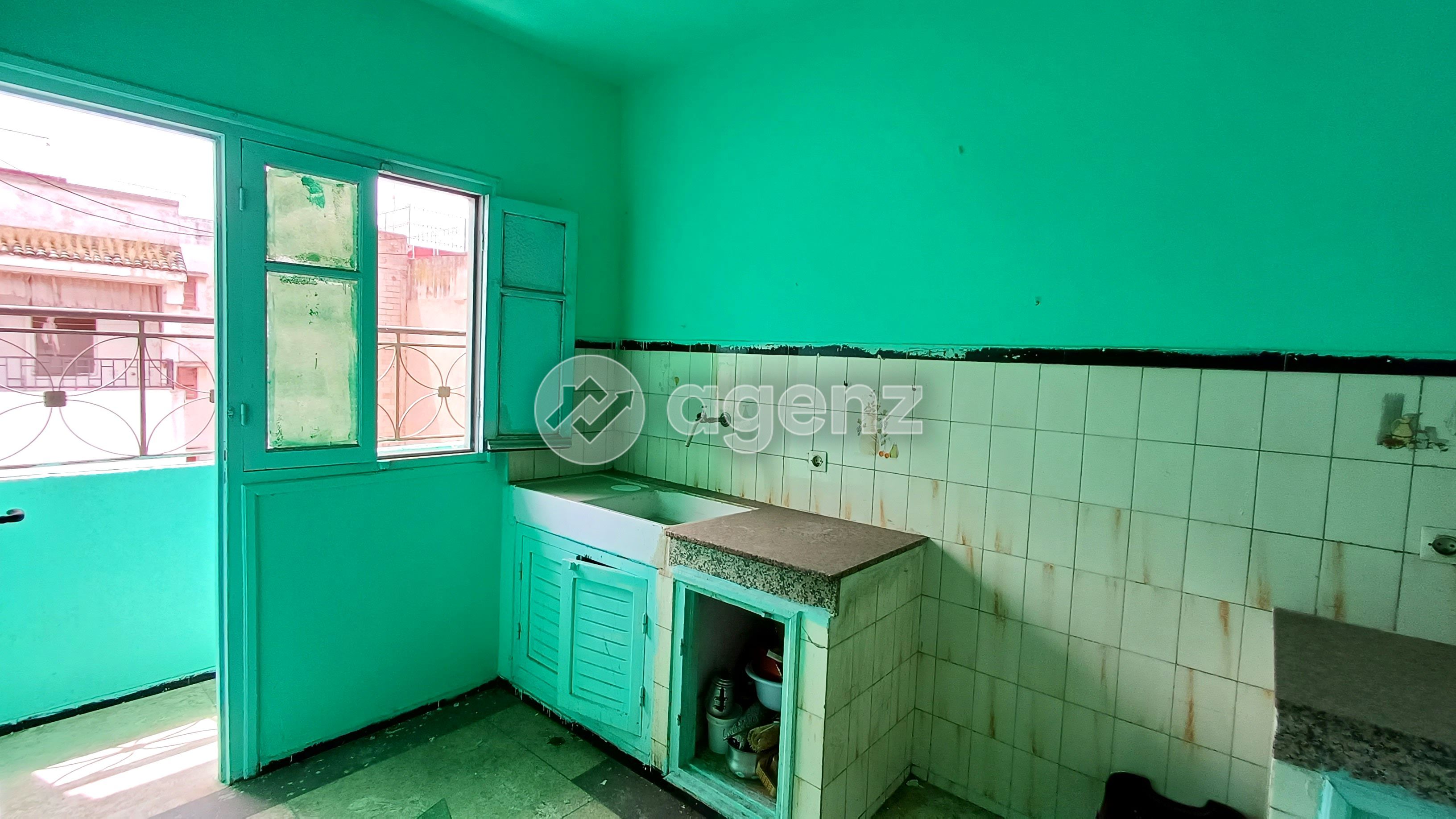 Appartement à rénover – Fort potentiel, prix attractif — 4