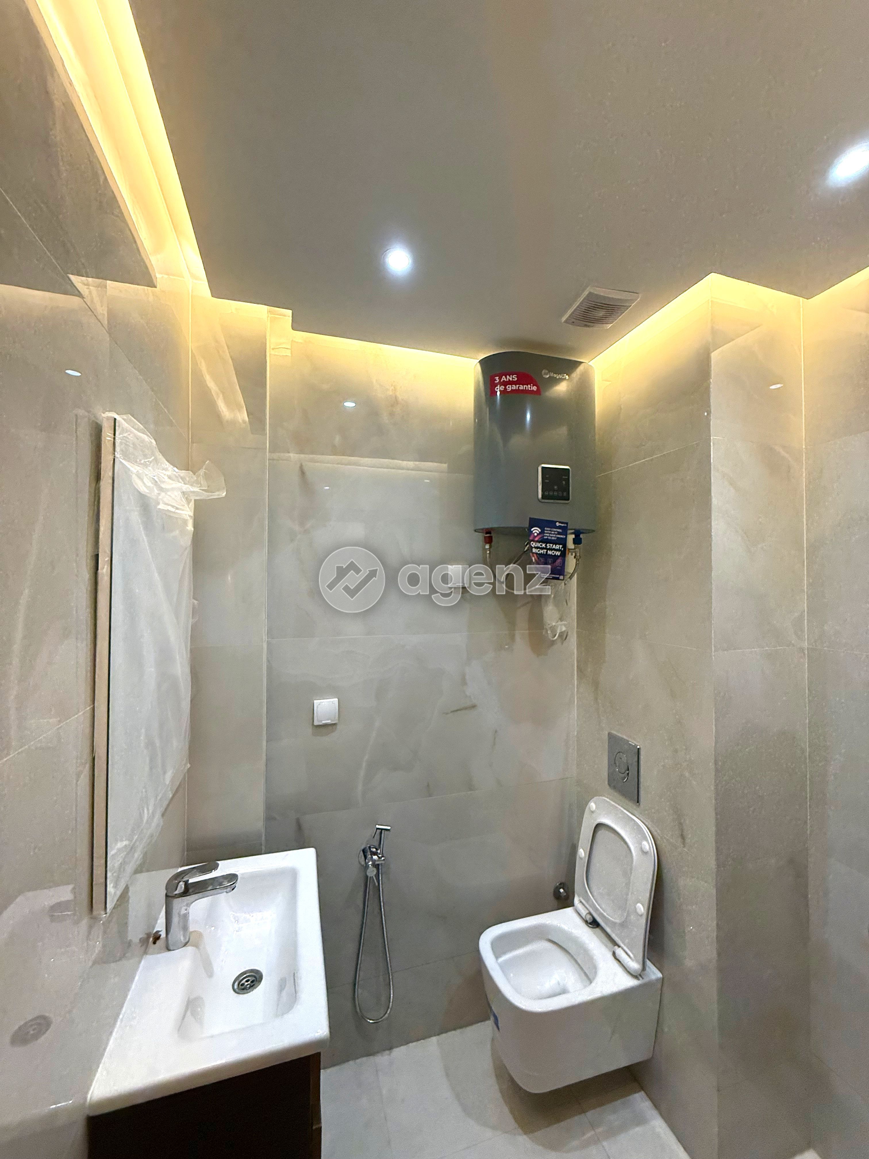 Splendide Appartement de 2 chambres à vendre à Al Madina Aljadida résidence manzah  — 4
