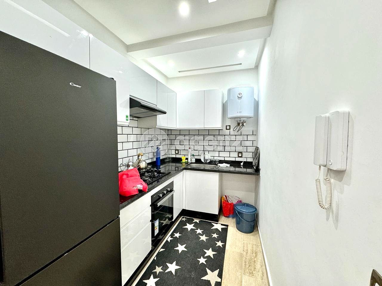 Appartement 2 chambres à louer Victor Hugo
 — 4
