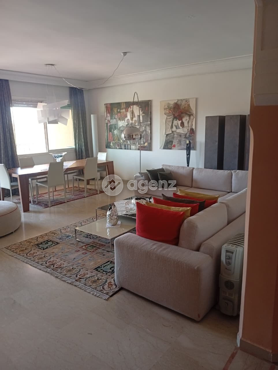Élégant Appartement de 3 chambres à louer à Victor Hugo Boulevard Mohamed VI — 2