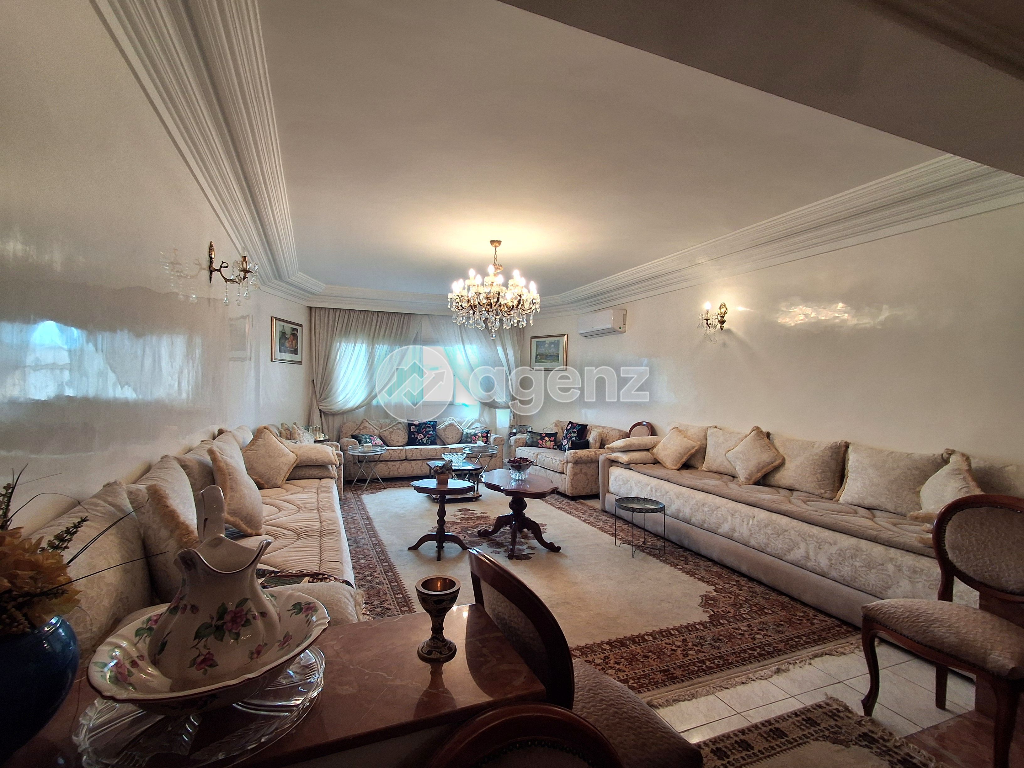 Superbe appartement d’une superficie de 191m2