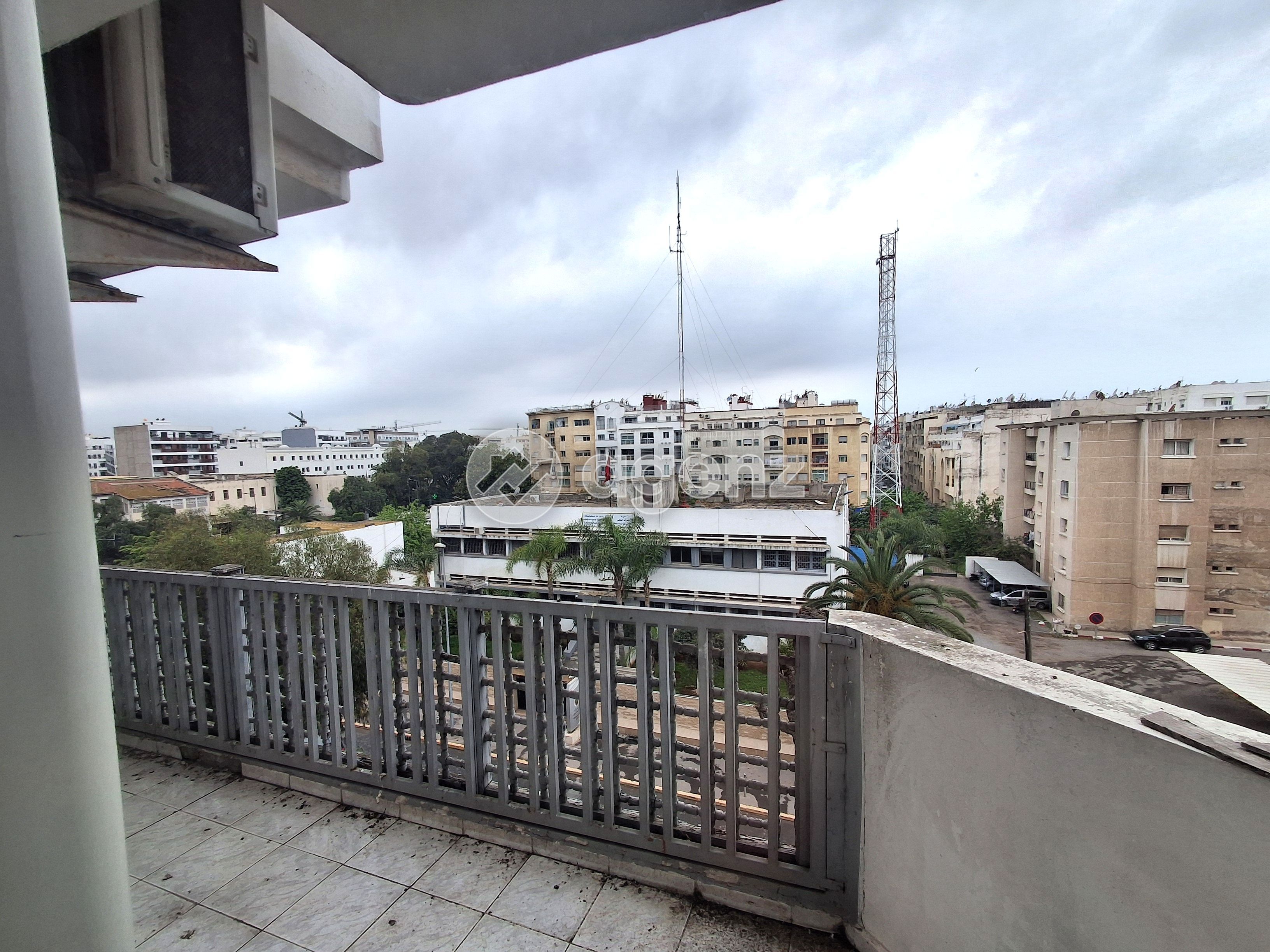 Superbe appartement d’une superficie de 191m2 — 4