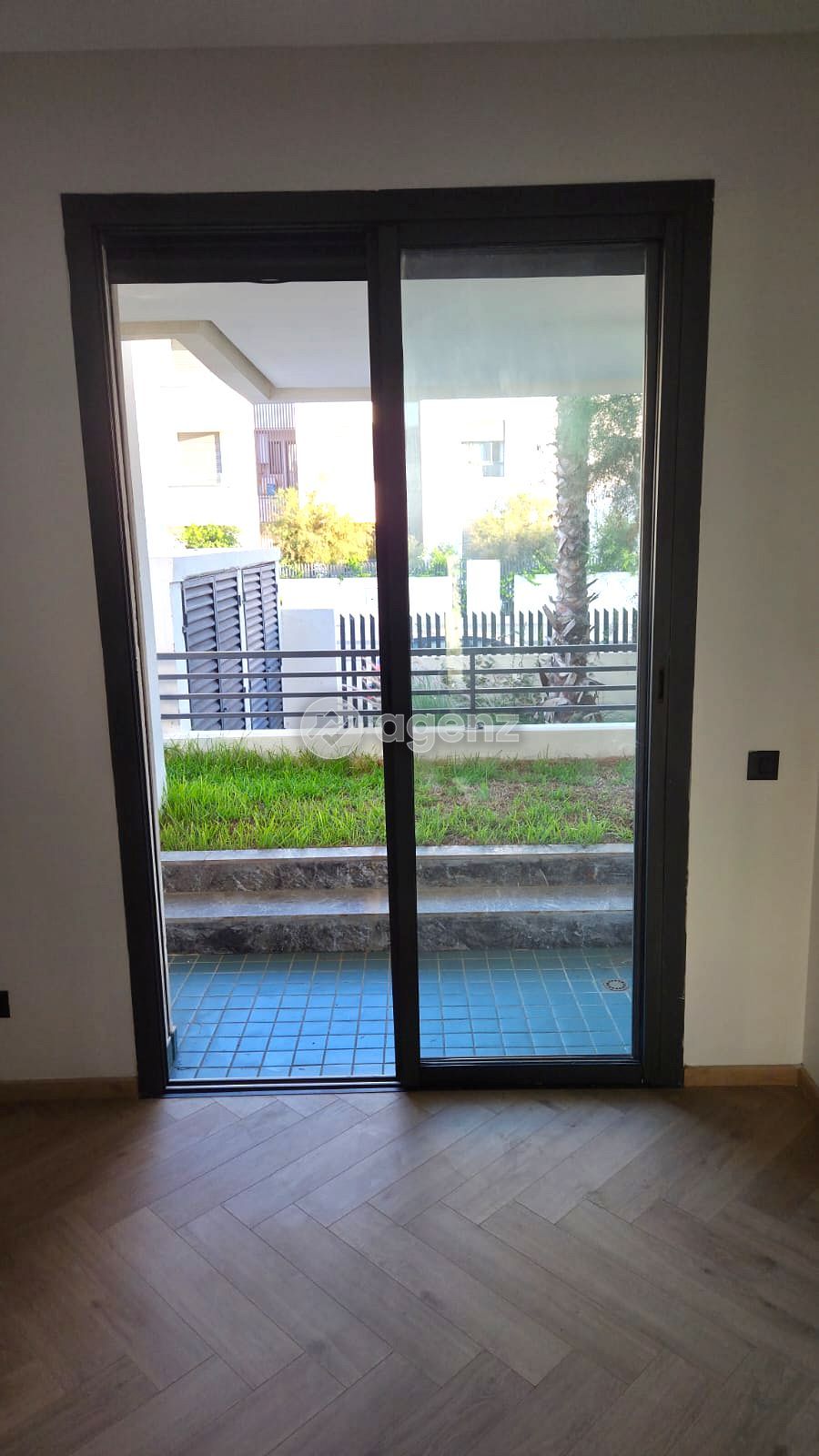 Appartement à louer à Ain Diab Extension — 4