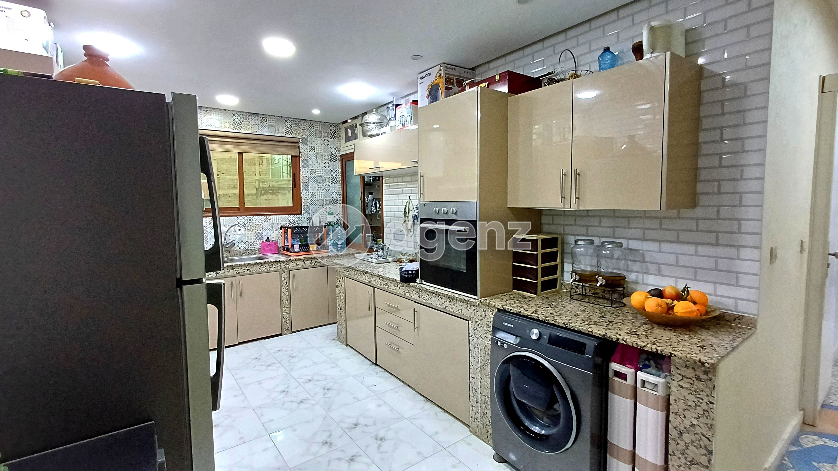 APPARTEMENT AUX VOLUMES EXCEPTIONNELS AU CŒUR DE MOHAMMEDIA — 4