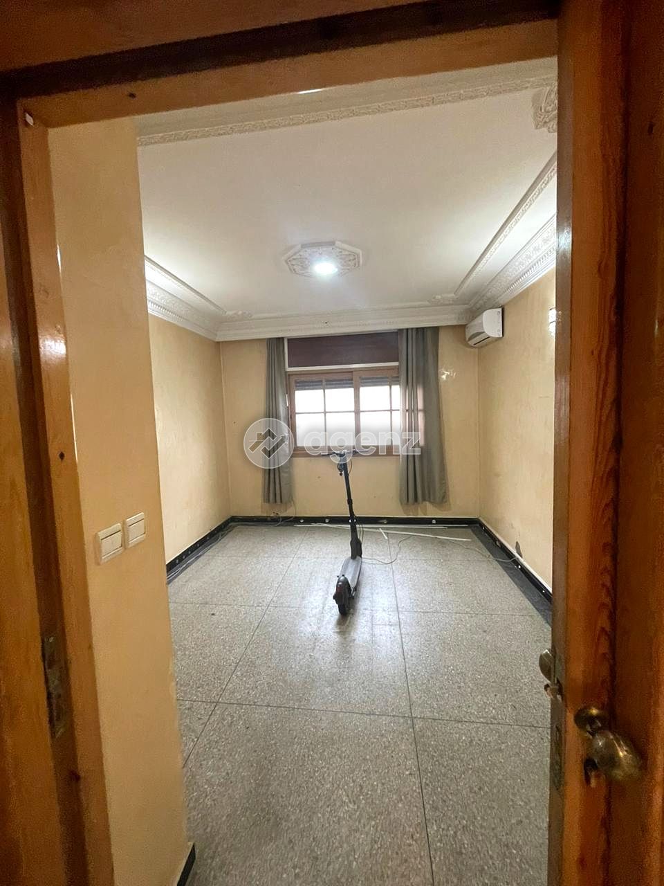 Appartement en face de la gare de Tabriquet.