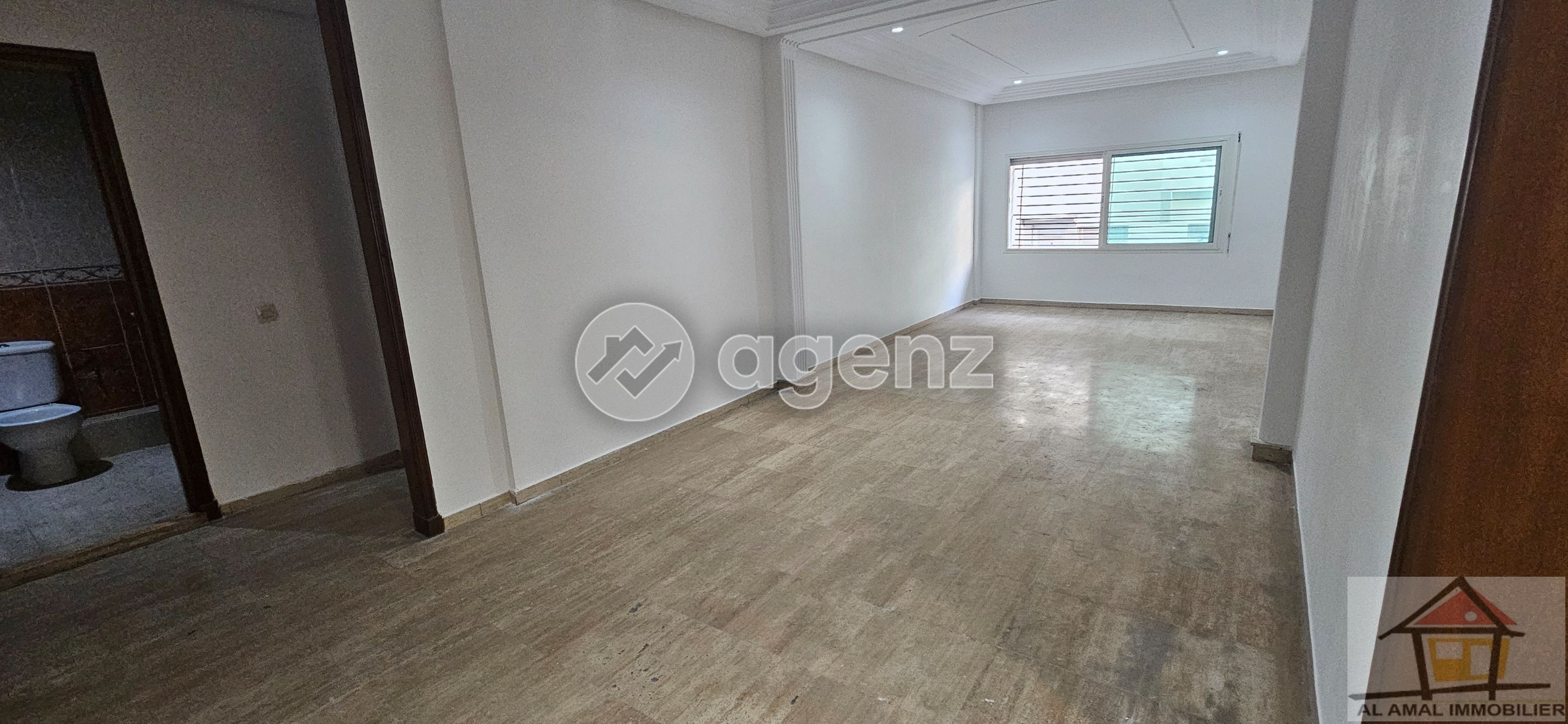 Élégant Appartement de 3 chambres à vendre à Franceville