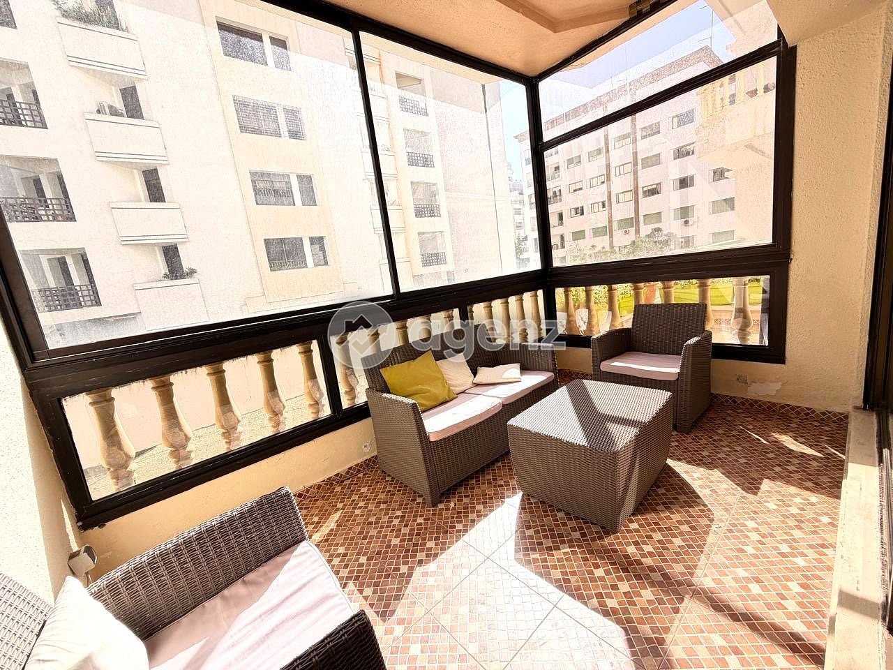Authentique Appartement de 3 chambres à vendre à Haut Agdal — 4