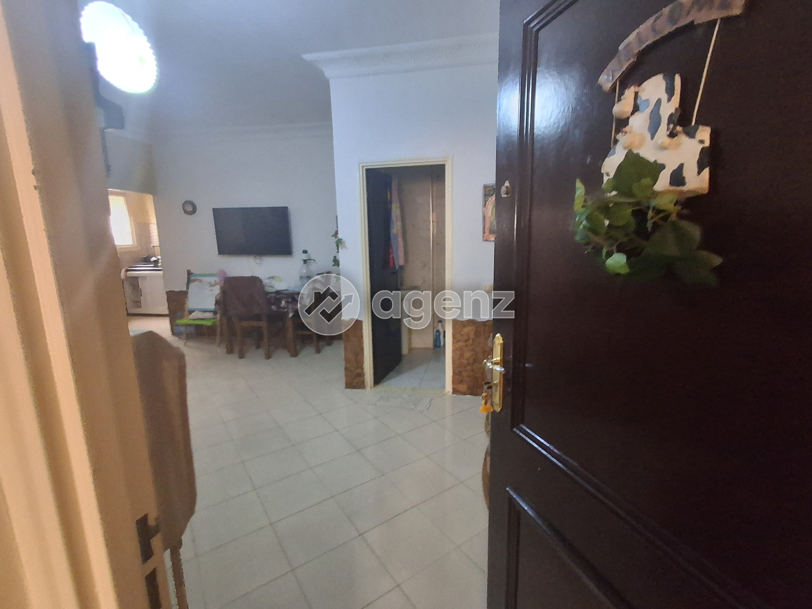 Studio bien agencé - Fort potentiel de personnalisation — 4