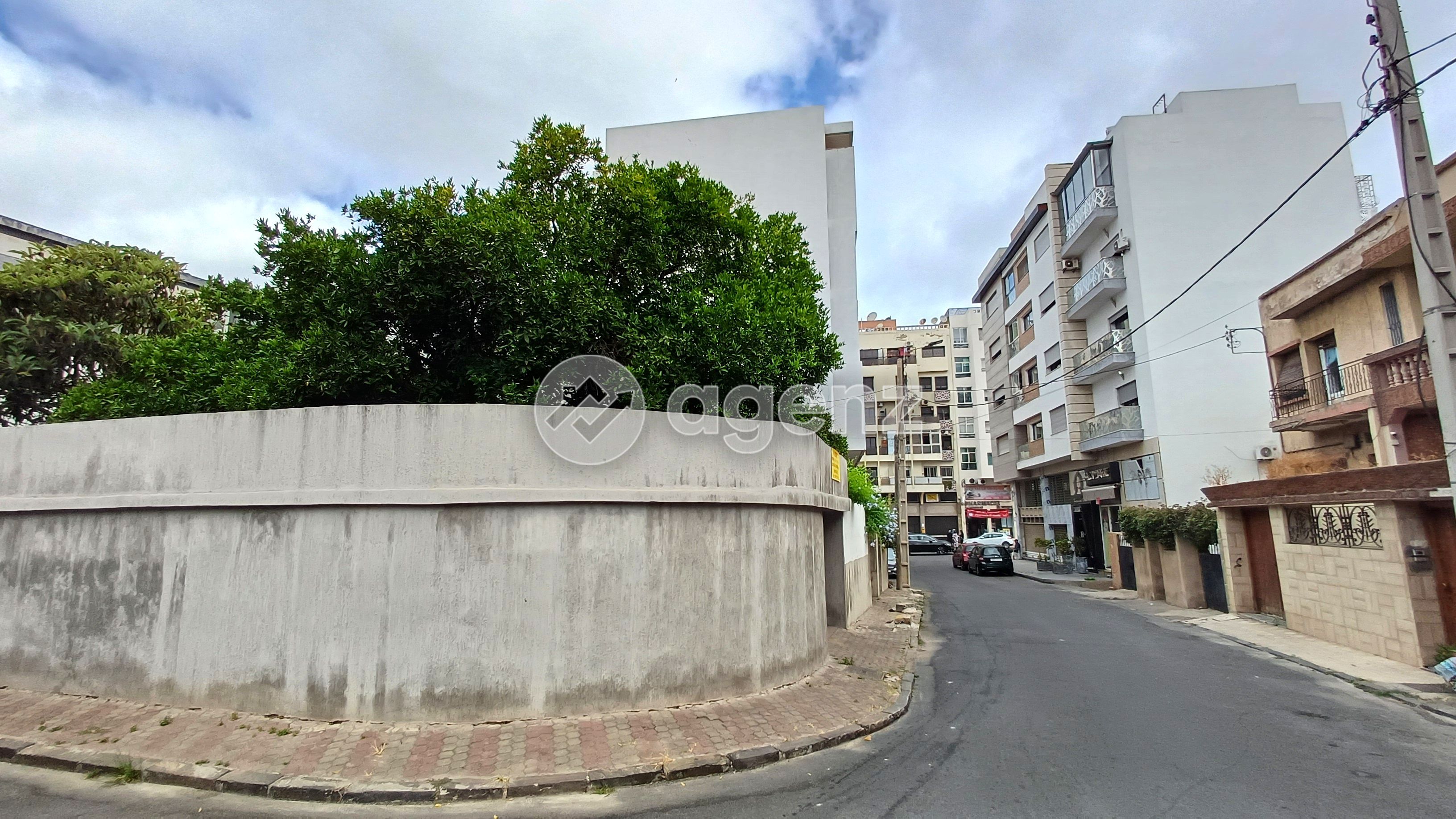 Terrain — Casablanca — 2