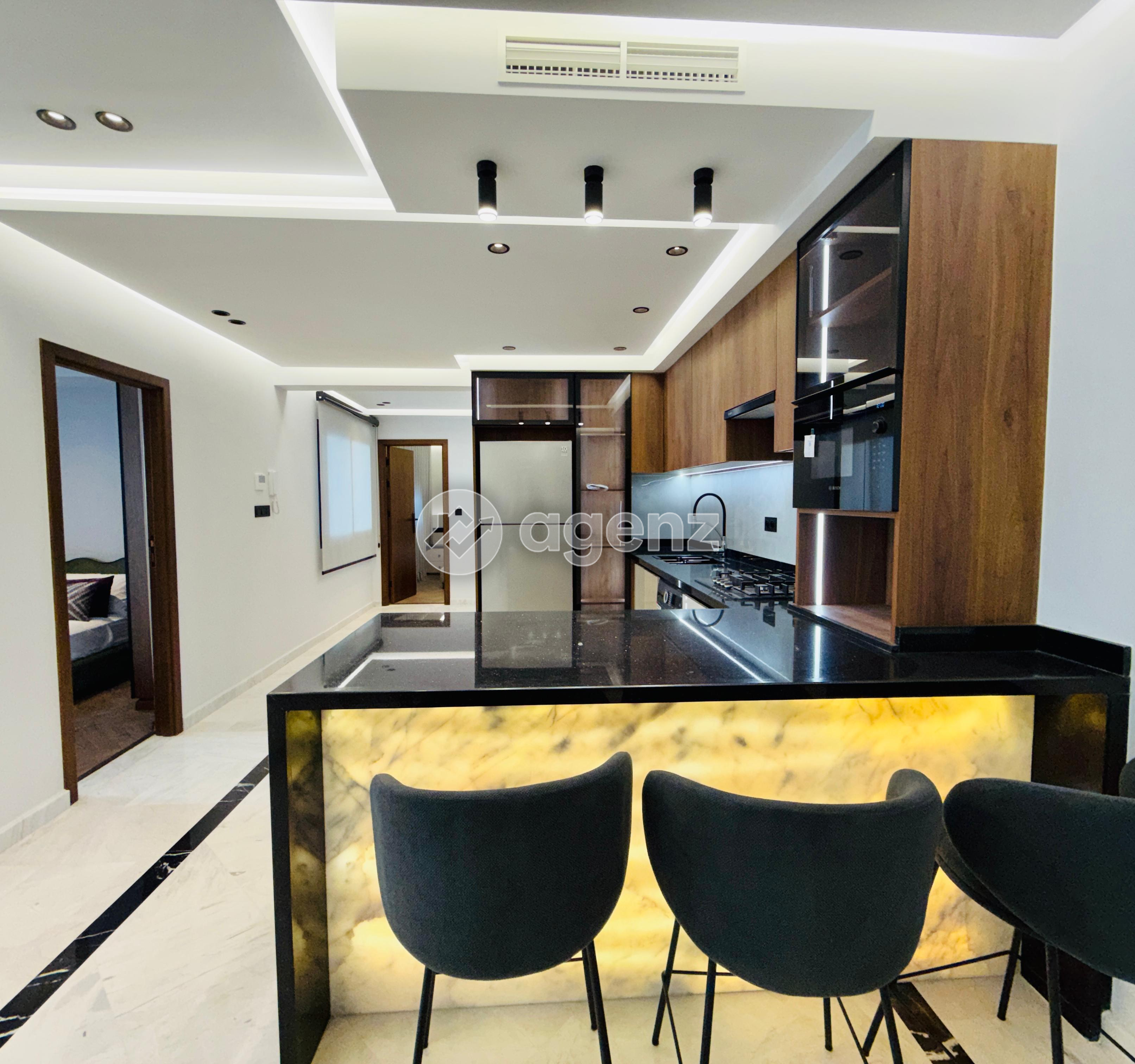 Appartement à louer – Centre-ville avec vue mer — 3
