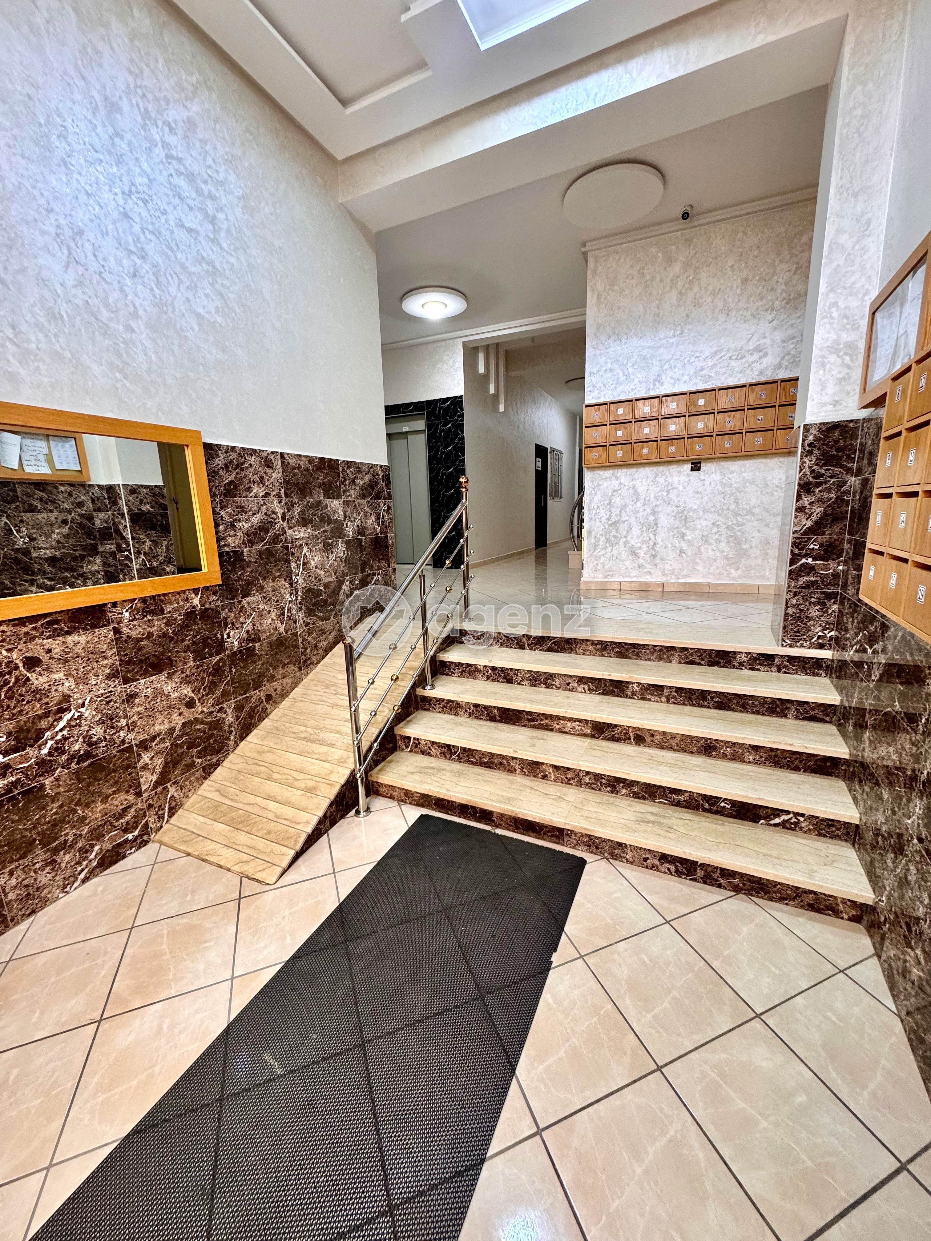 Appartement meublé à vendre Tanger Aouama – 74 m² – 2 chambres – 2 Ascenseur – Vue sur rue — 4