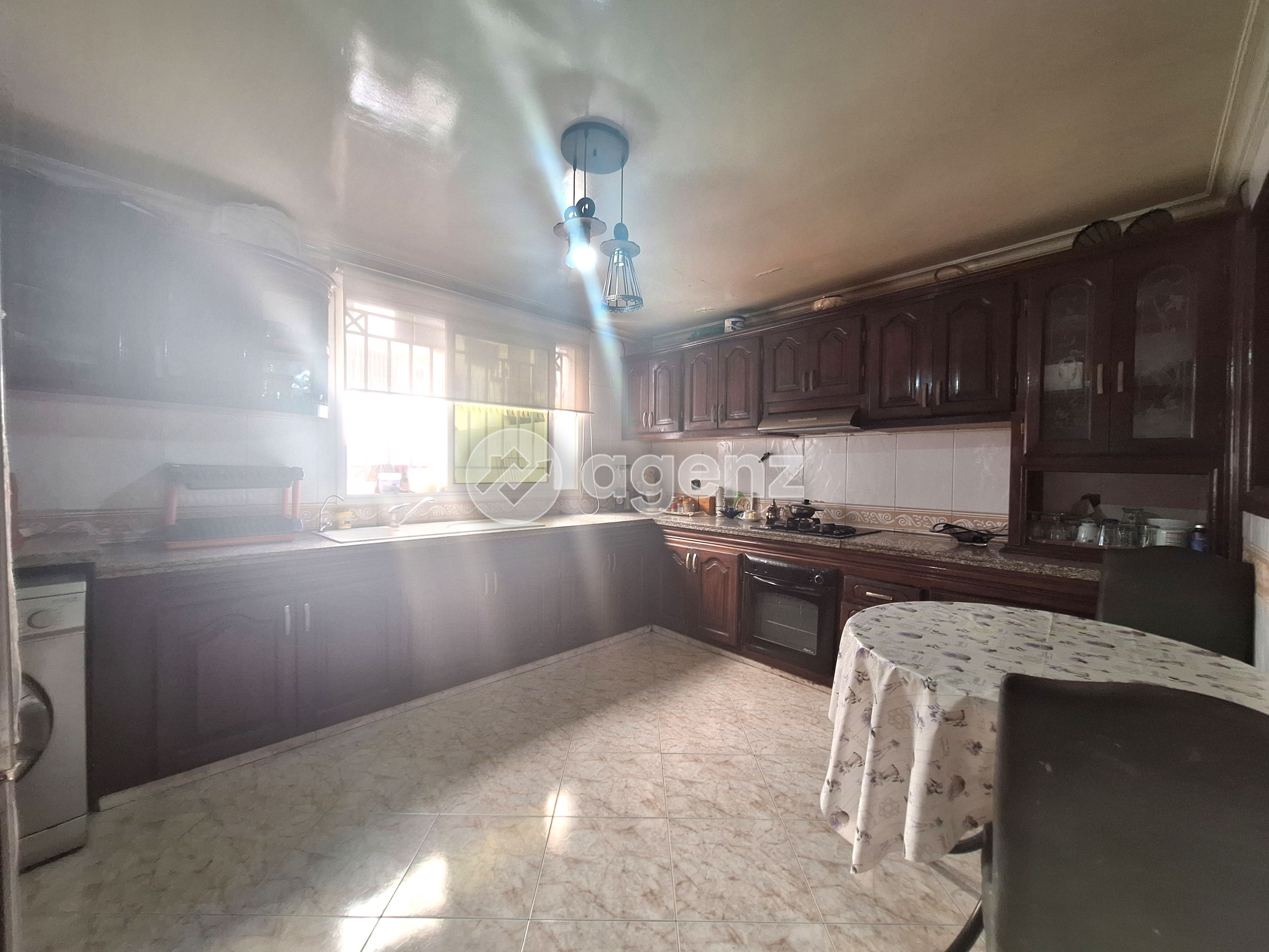 APPARTEMENT FAMILIAL AVEC SUITE PARENTALE À MAÂRIF — 3
