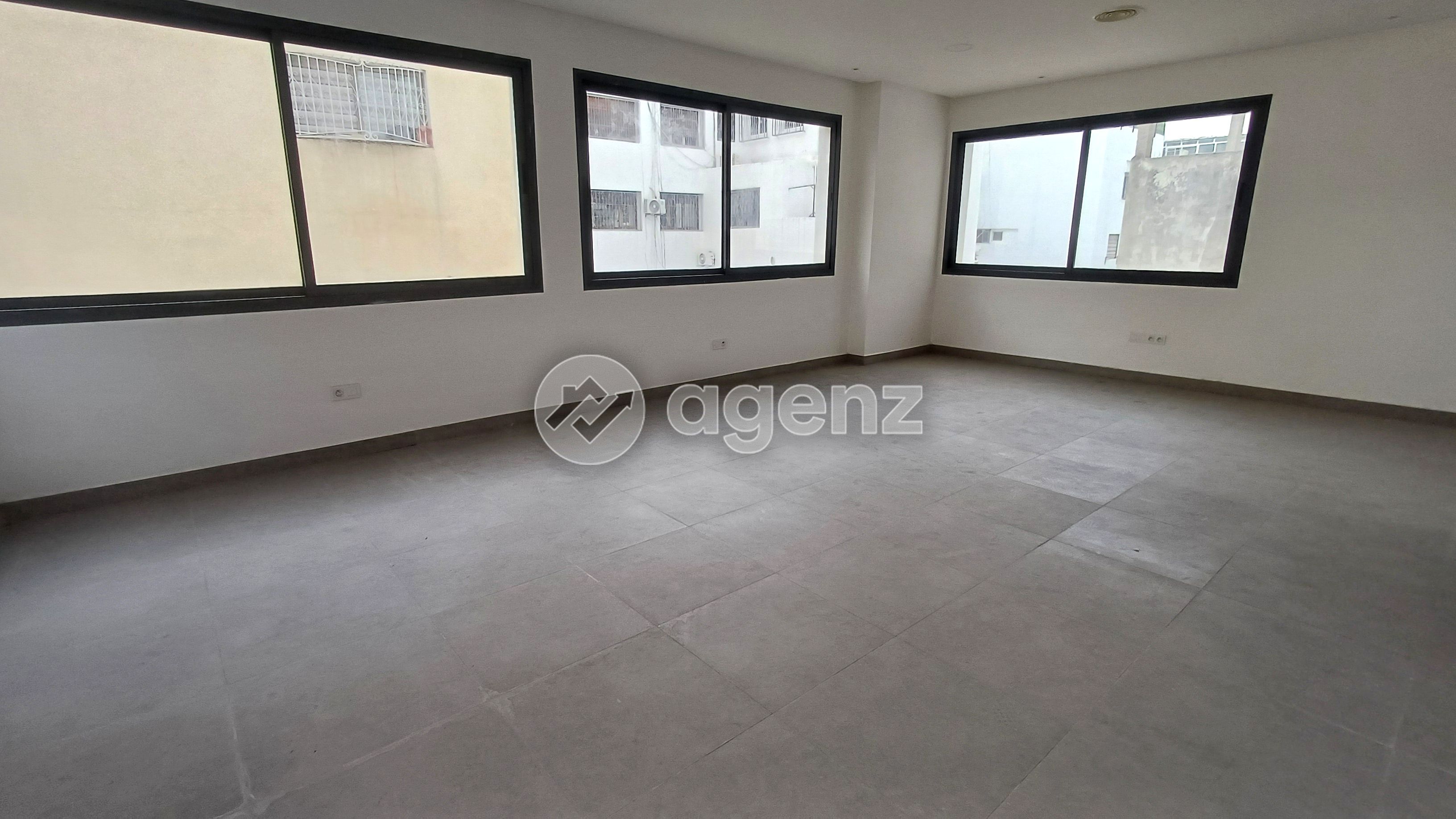 Bureau de 72 m² aux Hôpitaux - Casablanca — 4