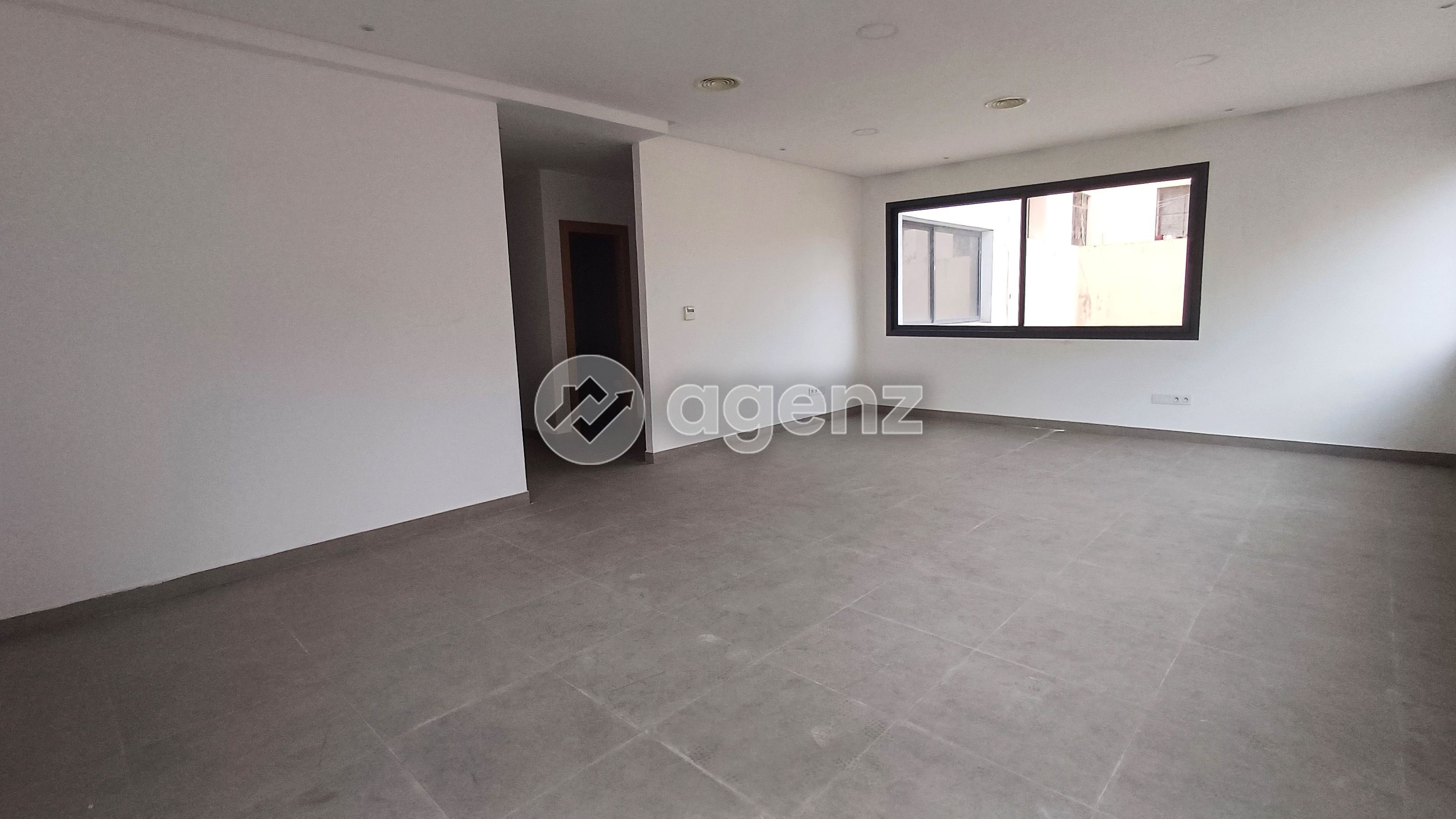 Bureau de 72 m² aux Hôpitaux - Casablanca — 2