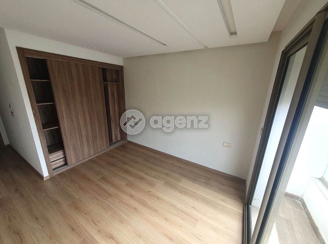 Appartement à louer à Les Hôpitaux — 2