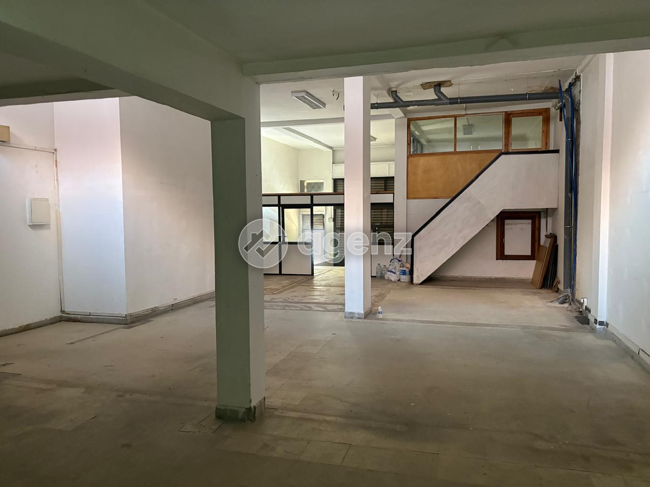 À vendre ou à louer – Grand magasin commercial 360 m² à Avenue 2 Mars, Quartier des Hôpitaux – Casablanca