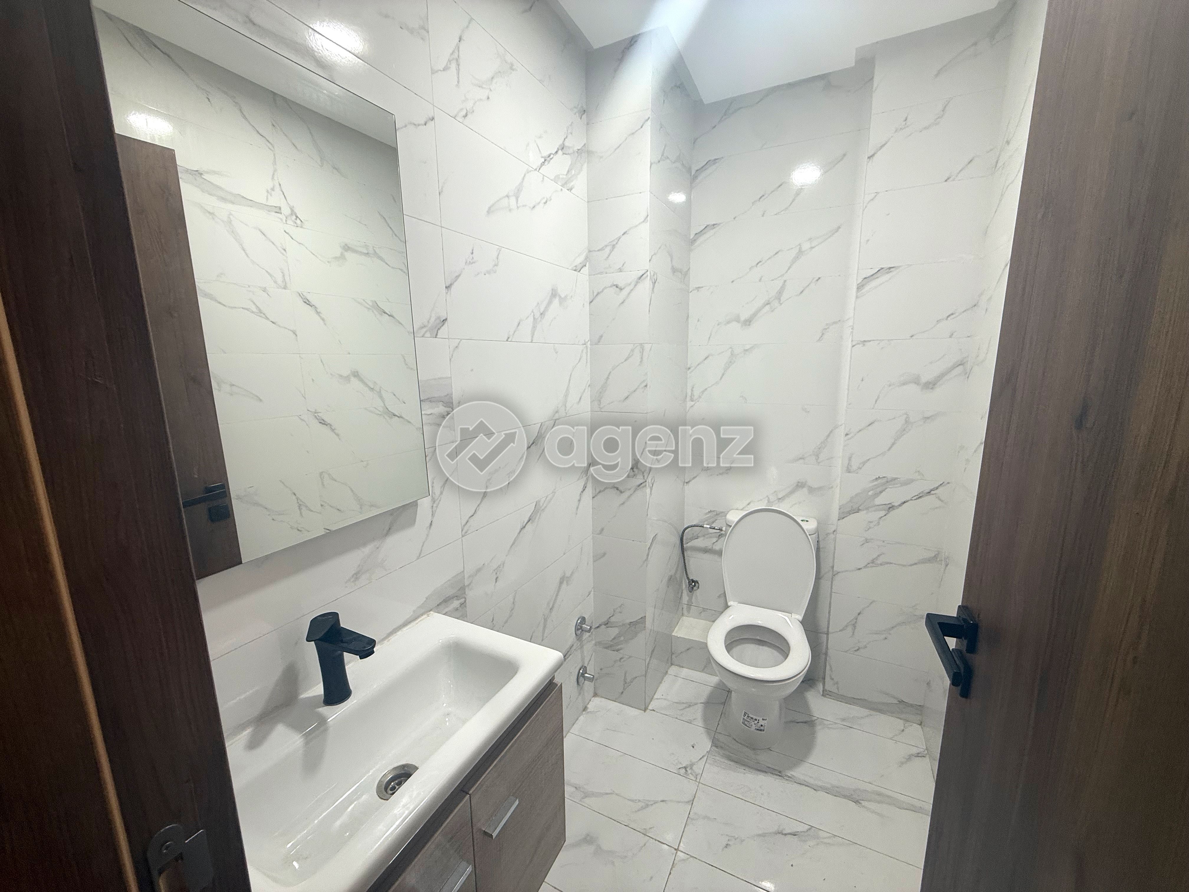 UN APPARTEMENT FACILE À AMÉNAGER — 5