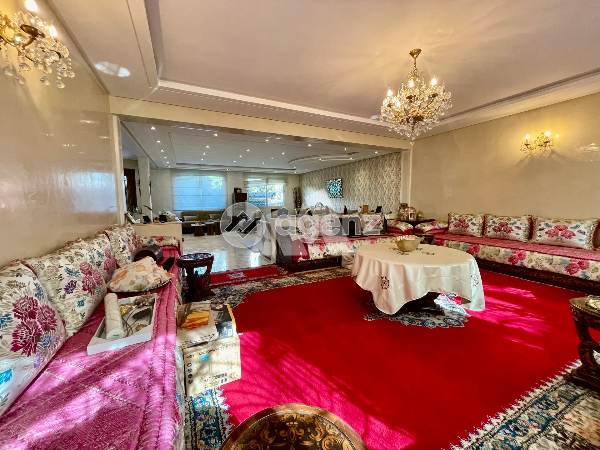 Villa à louer à Sidi Maarouf — 4