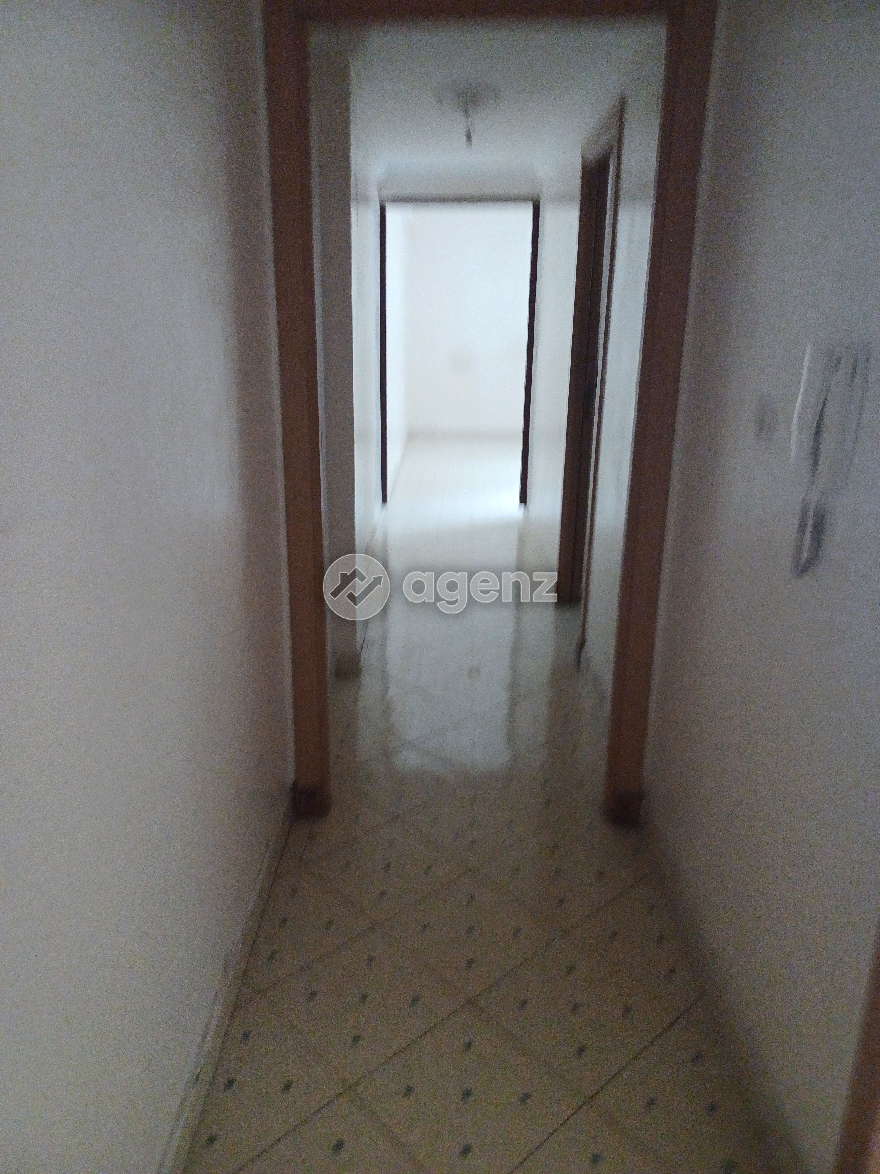 Appartement 100 m² à Centre Ville — 4