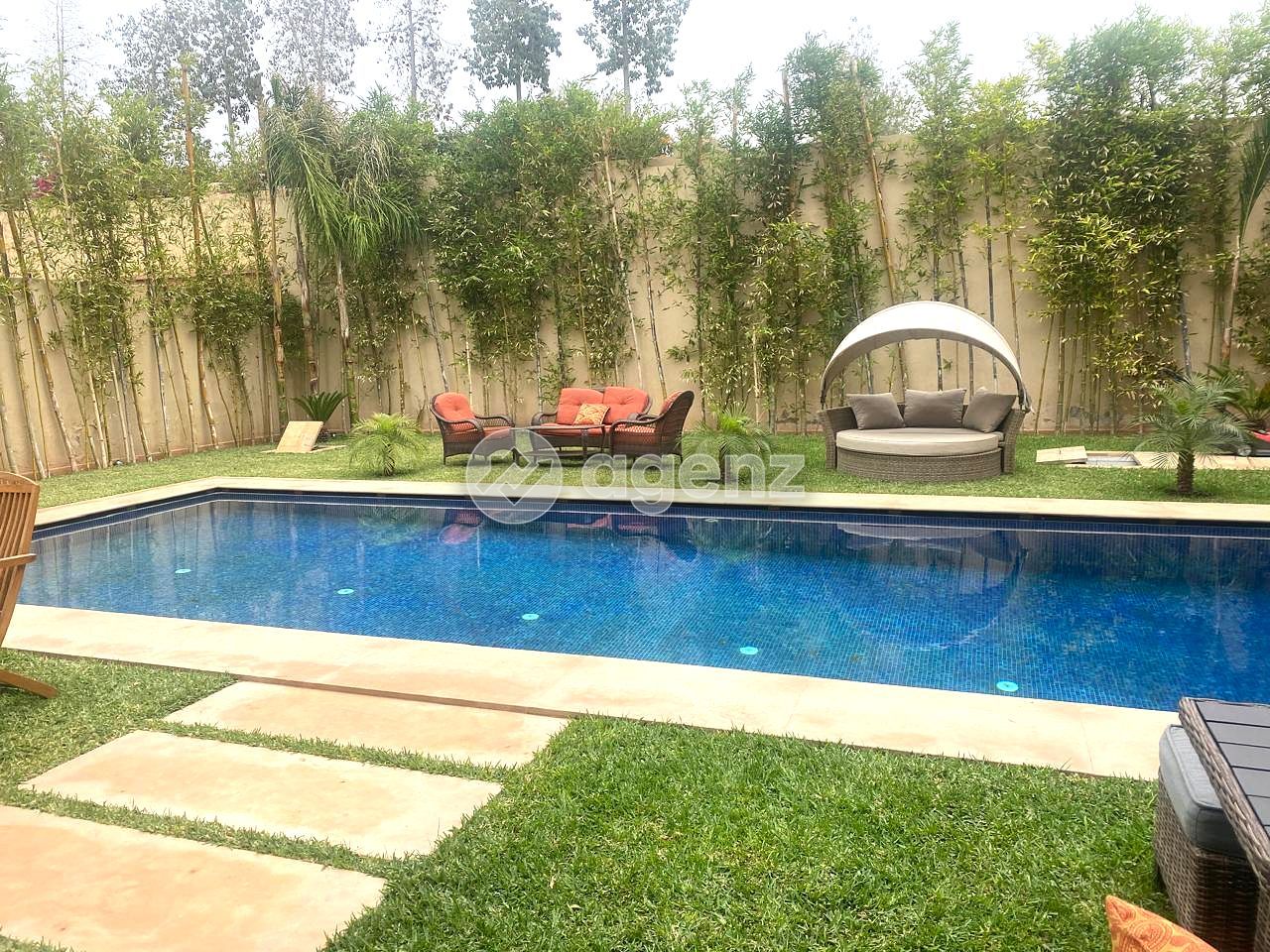 Prestigieuse villa avec piscine privée et grande terrasse sur le toit — 2