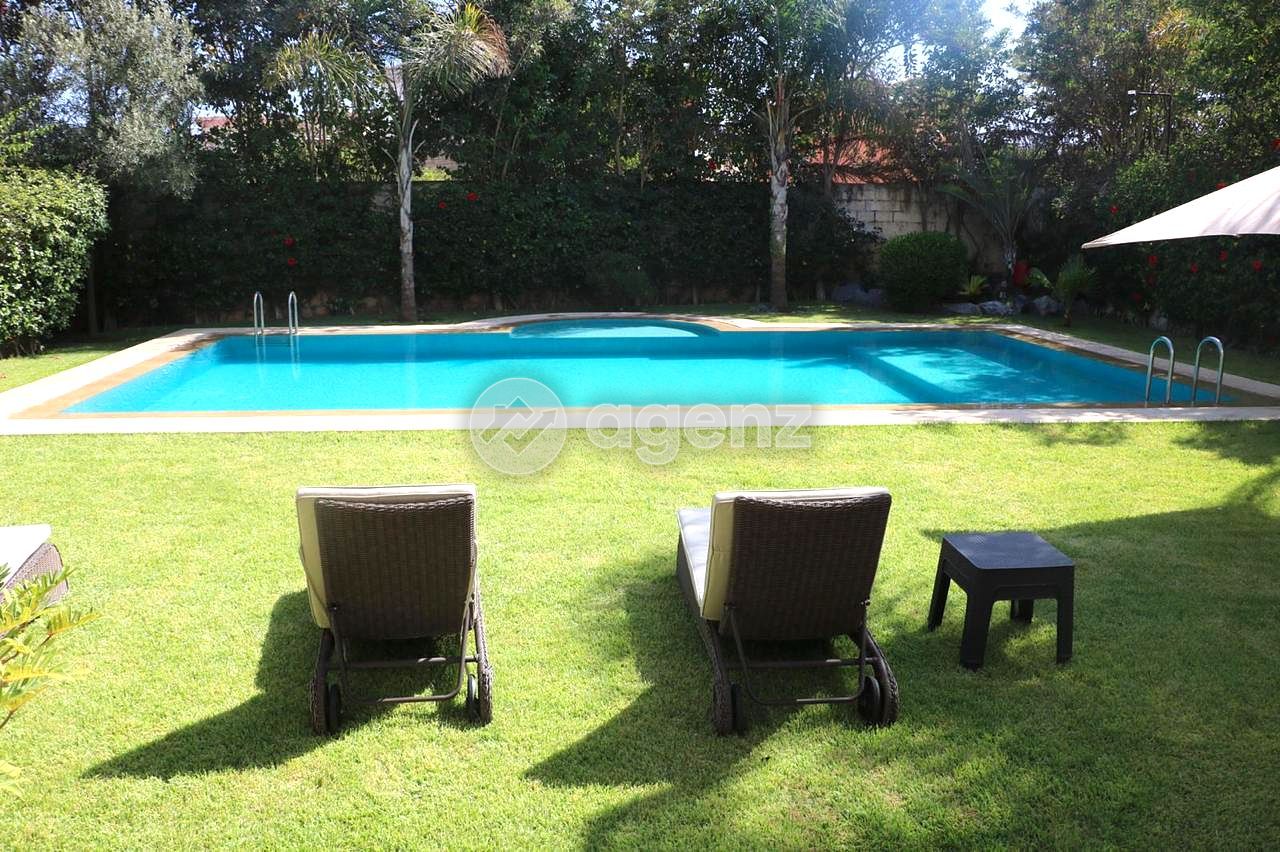 Charmante Villa de 6 chambres à vendre à Bouskoura Ville — 2