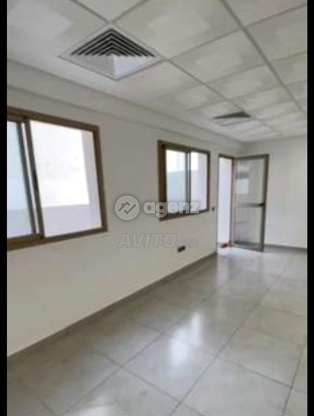Bureau 67 m² à Maamora — 2