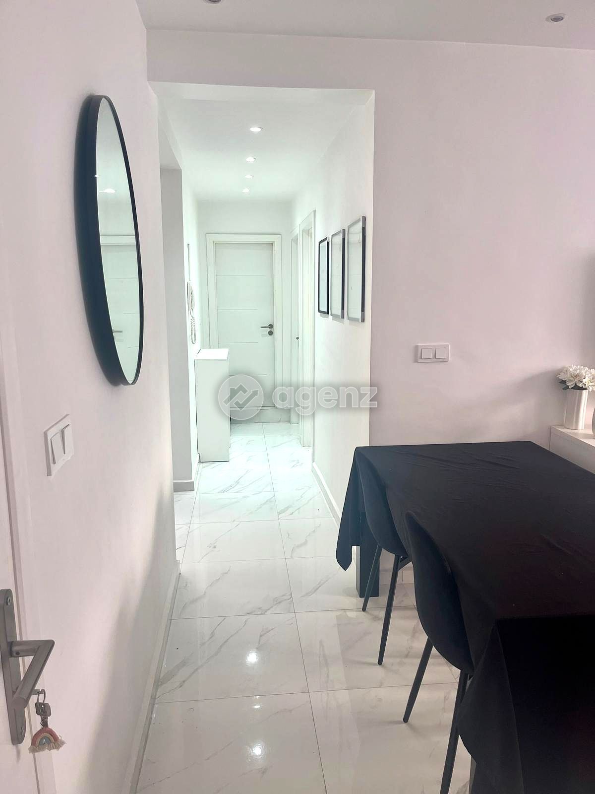 Appartement à vendre à Hay Salam, cuisine équipée — 3