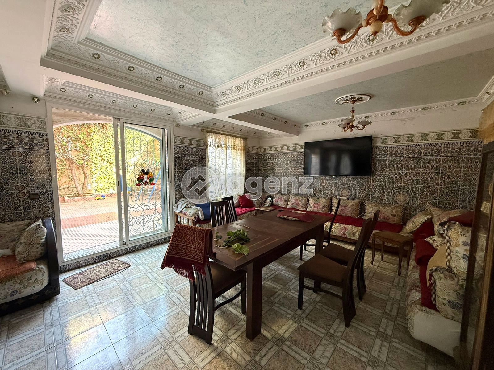 Villa de 420 m² à Aïn Sebaâ - Casablanca — 2