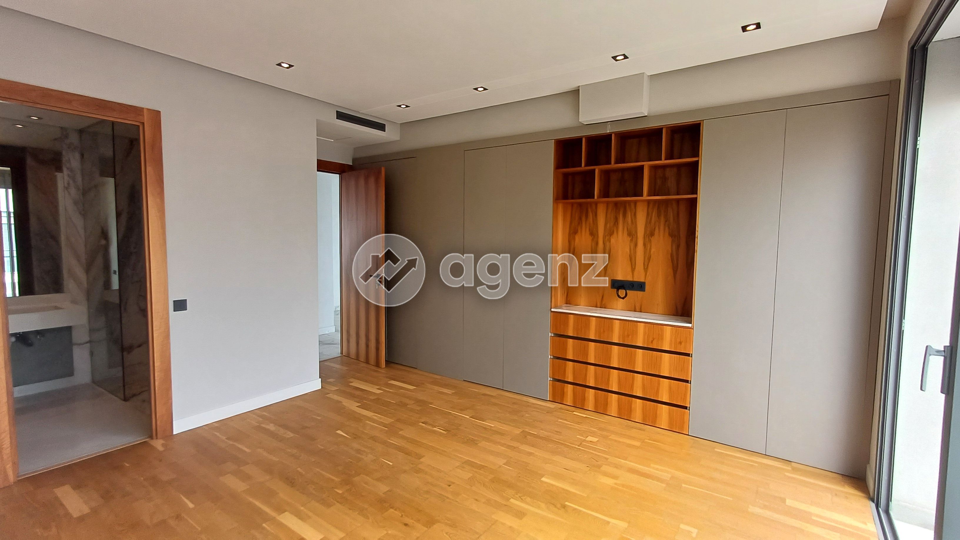 Appartement 155 m² à Les princesses — 2