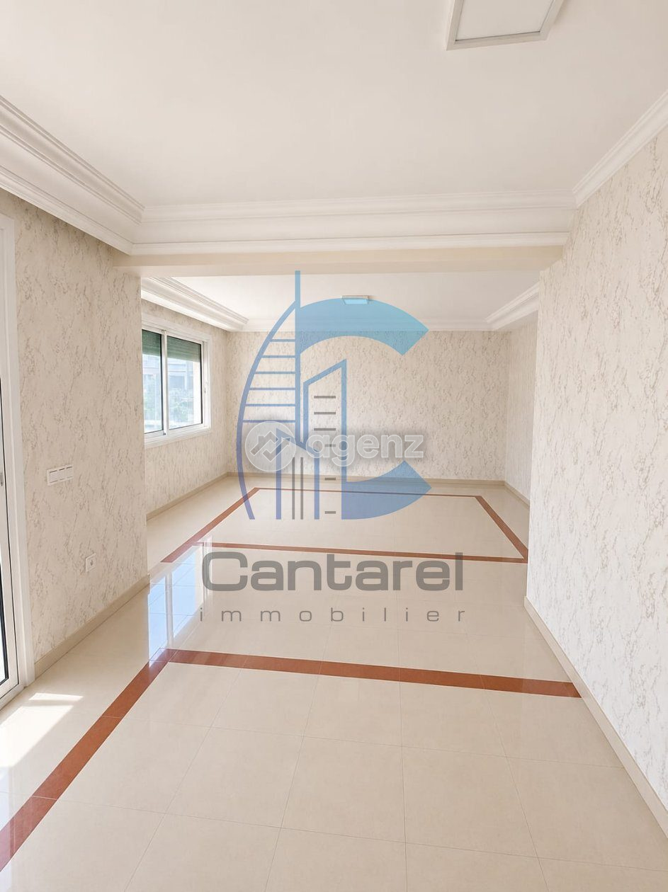 Bureau — Casablanca