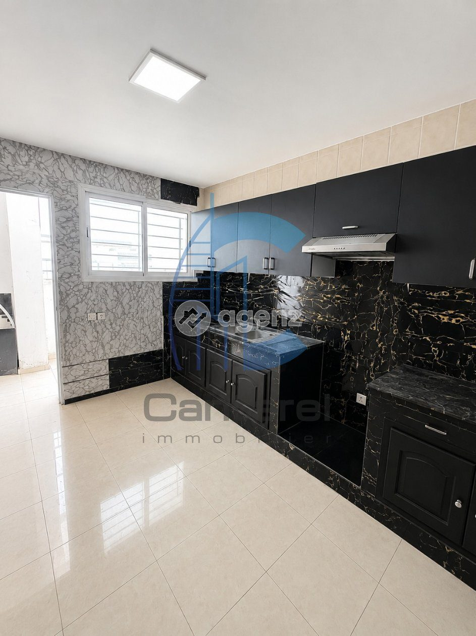 Bureau — Casablanca — 4
