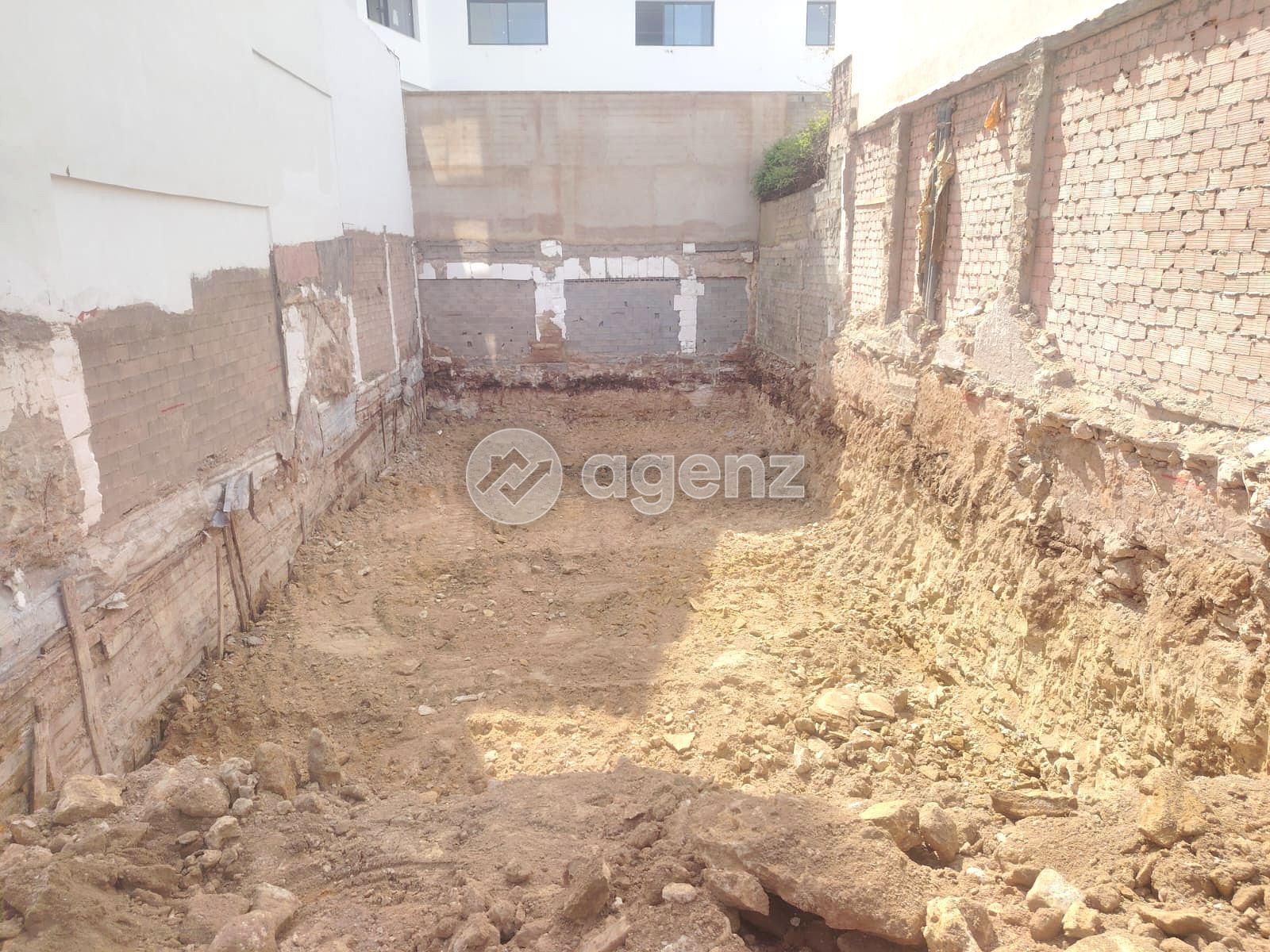 Terrain de 298 m² à Oasis - Casablanca — 3