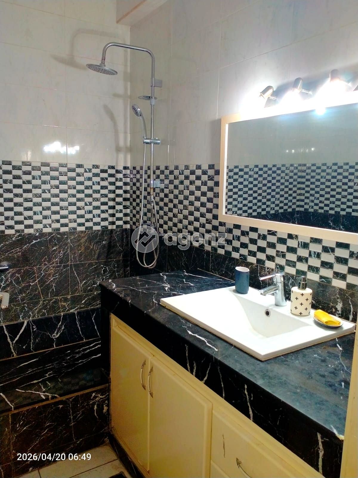 Appartement excellent de 2 chambres à louer au centre-ville, quartier Hassan, Rabat. — 5