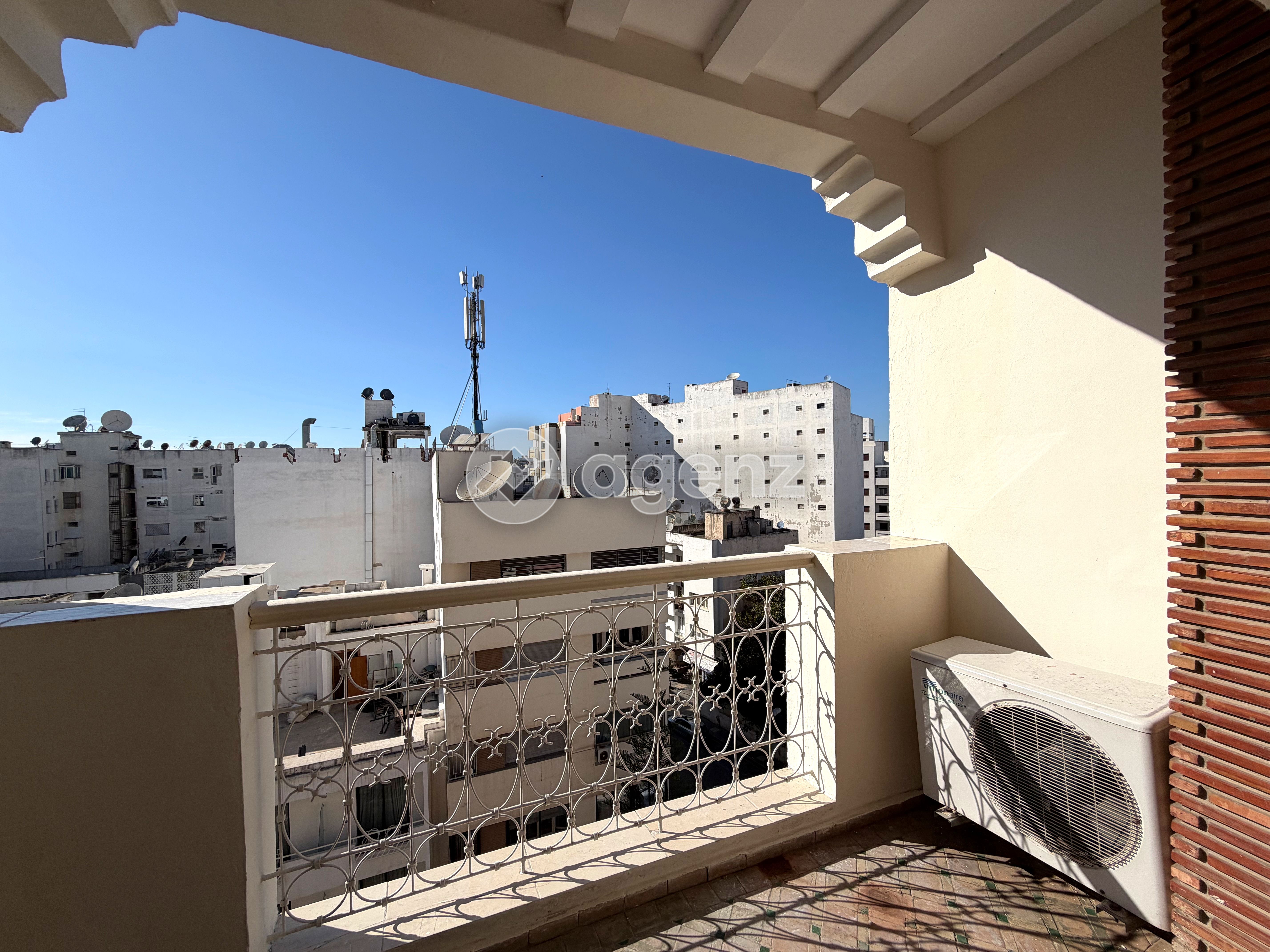 Appartement de 3 chambres à vendre à Gauthier — 2