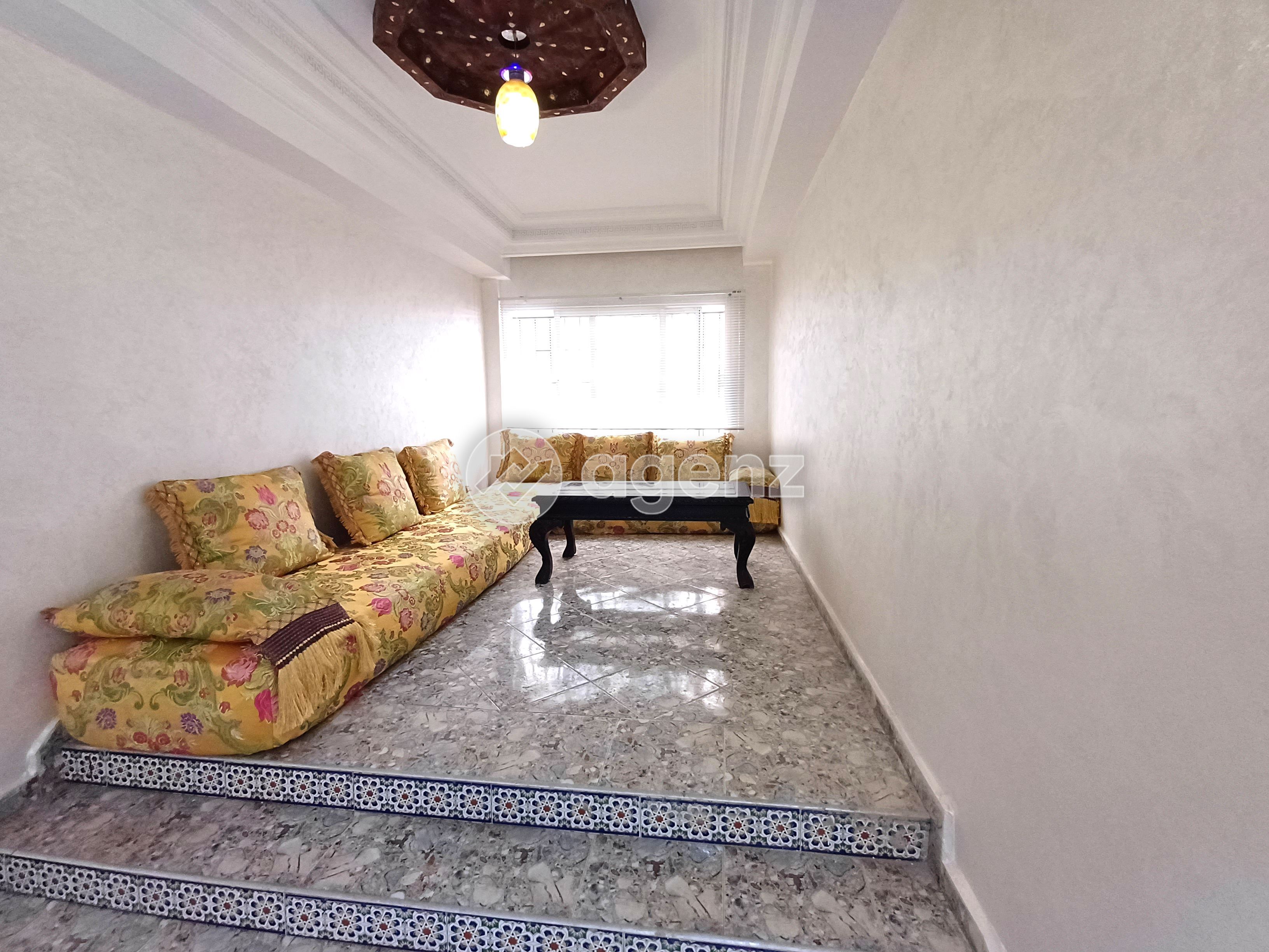APPARTEMENT DE CHARME AVEC TERRASSE SANS VIS-À-VIS À LA GIRONDE
