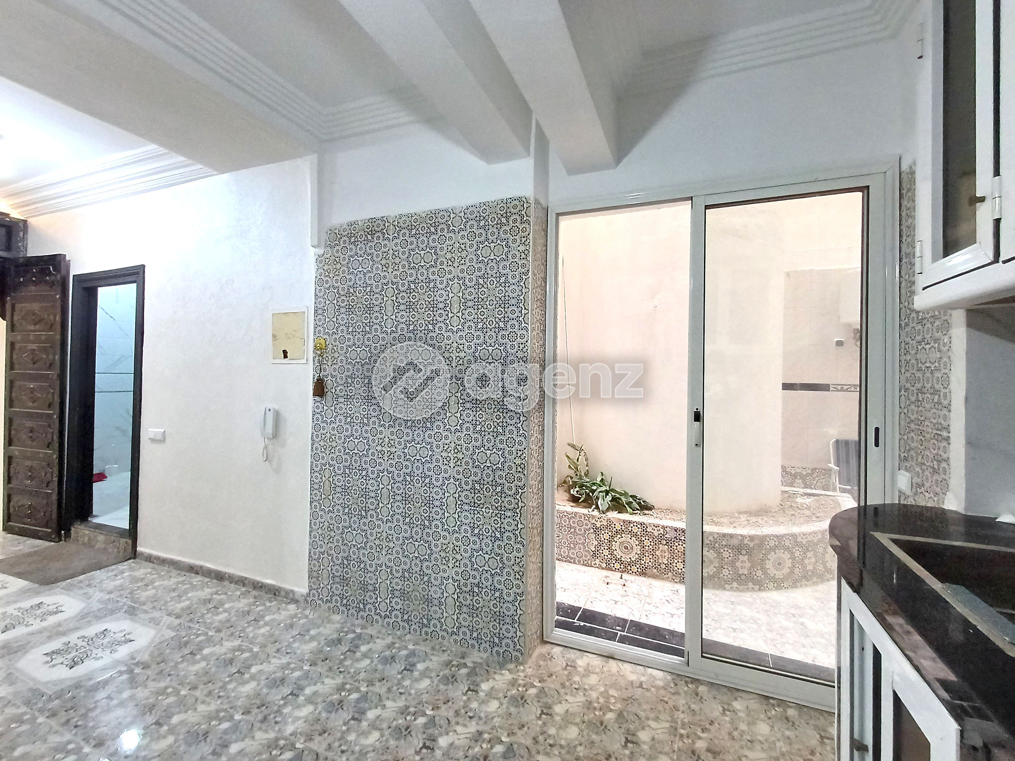 APPARTEMENT DE CHARME AVEC TERRASSE SANS VIS-À-VIS À LA GIRONDE — 4