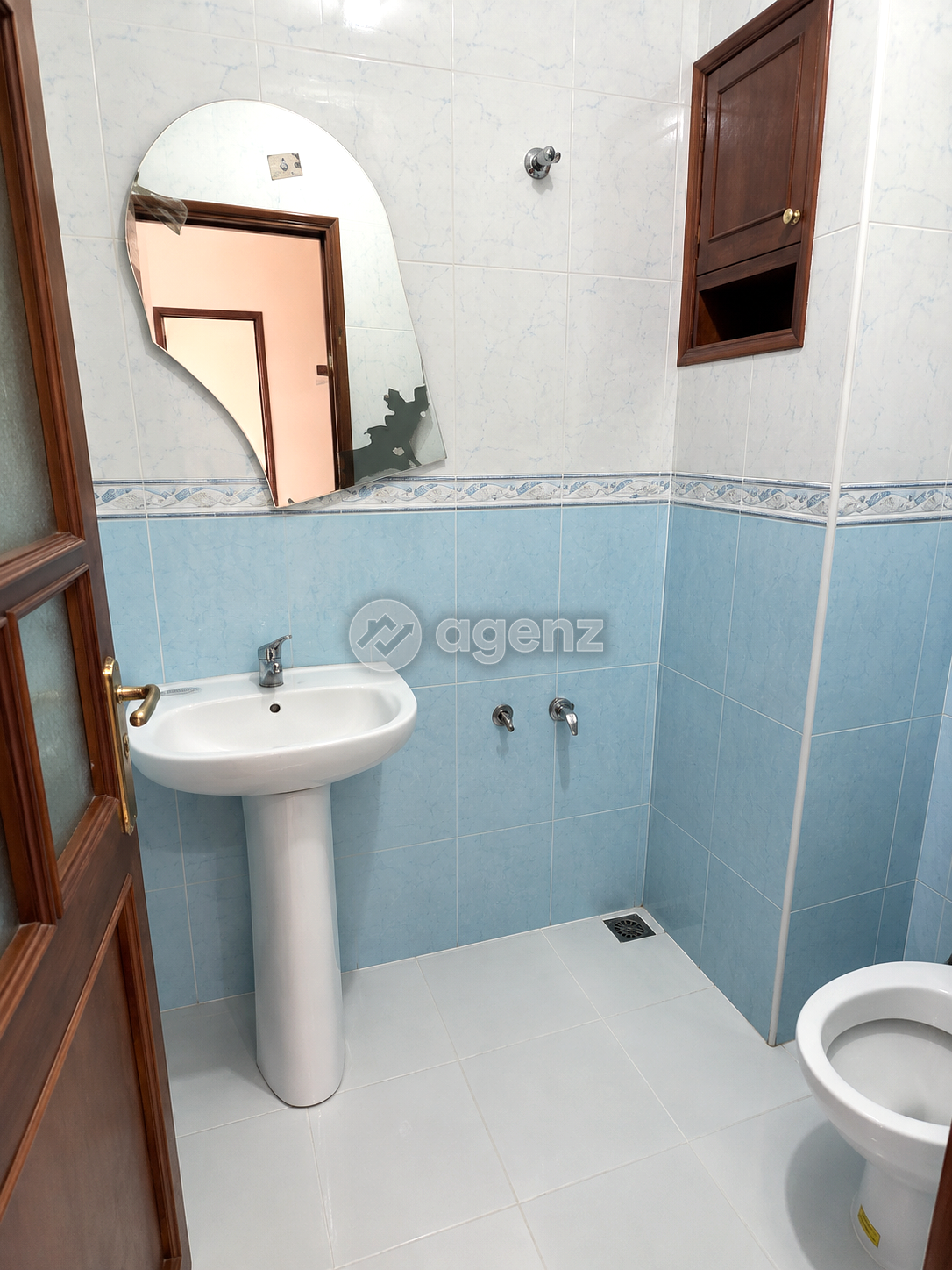 Appartement à louer mensuel avec 3 chambres et 2 salles de bains à Tétouan. — 3
