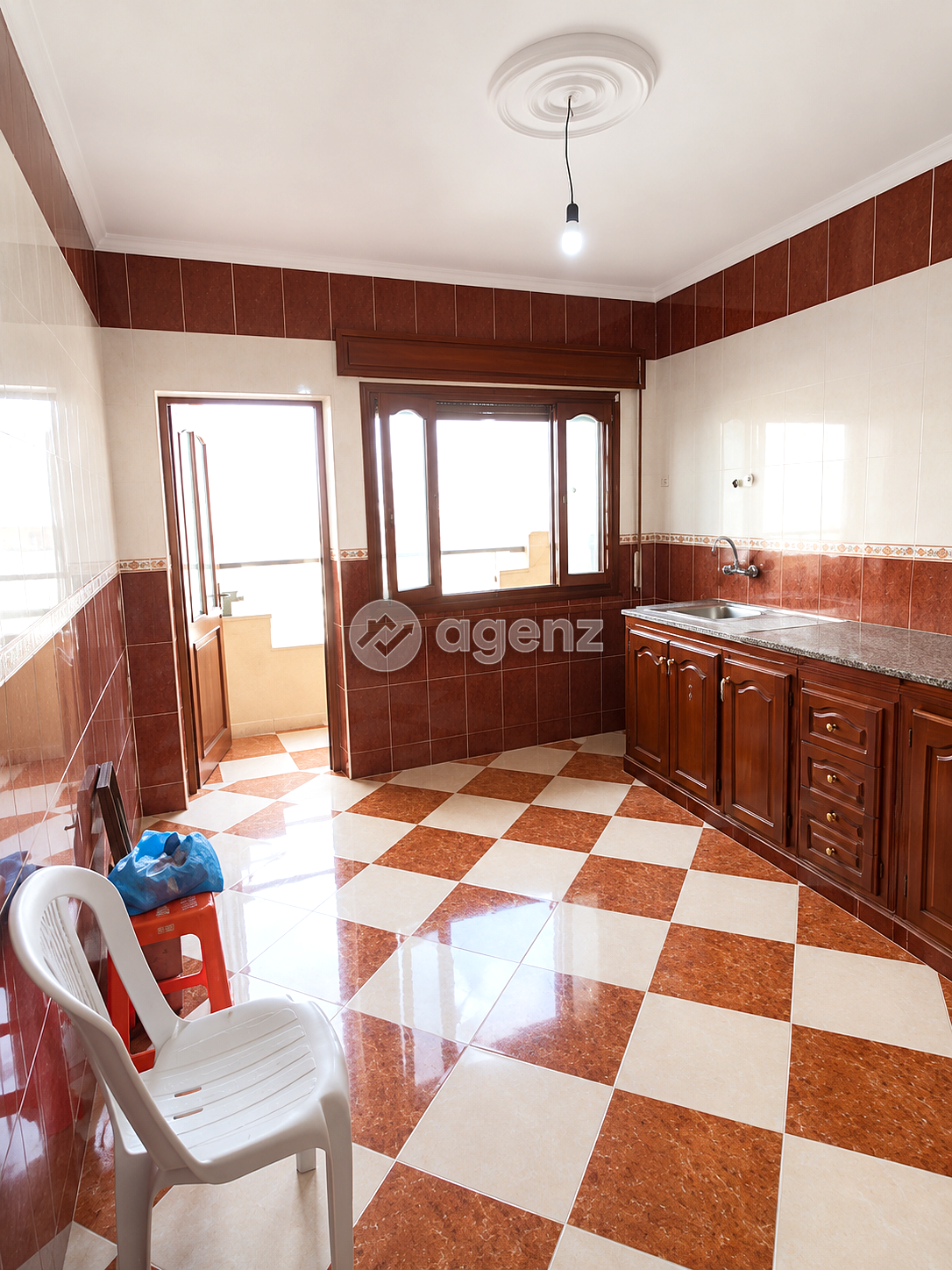 Appartement à louer mensuel avec 3 chambres et 2 salles de bains à Tétouan. — 5