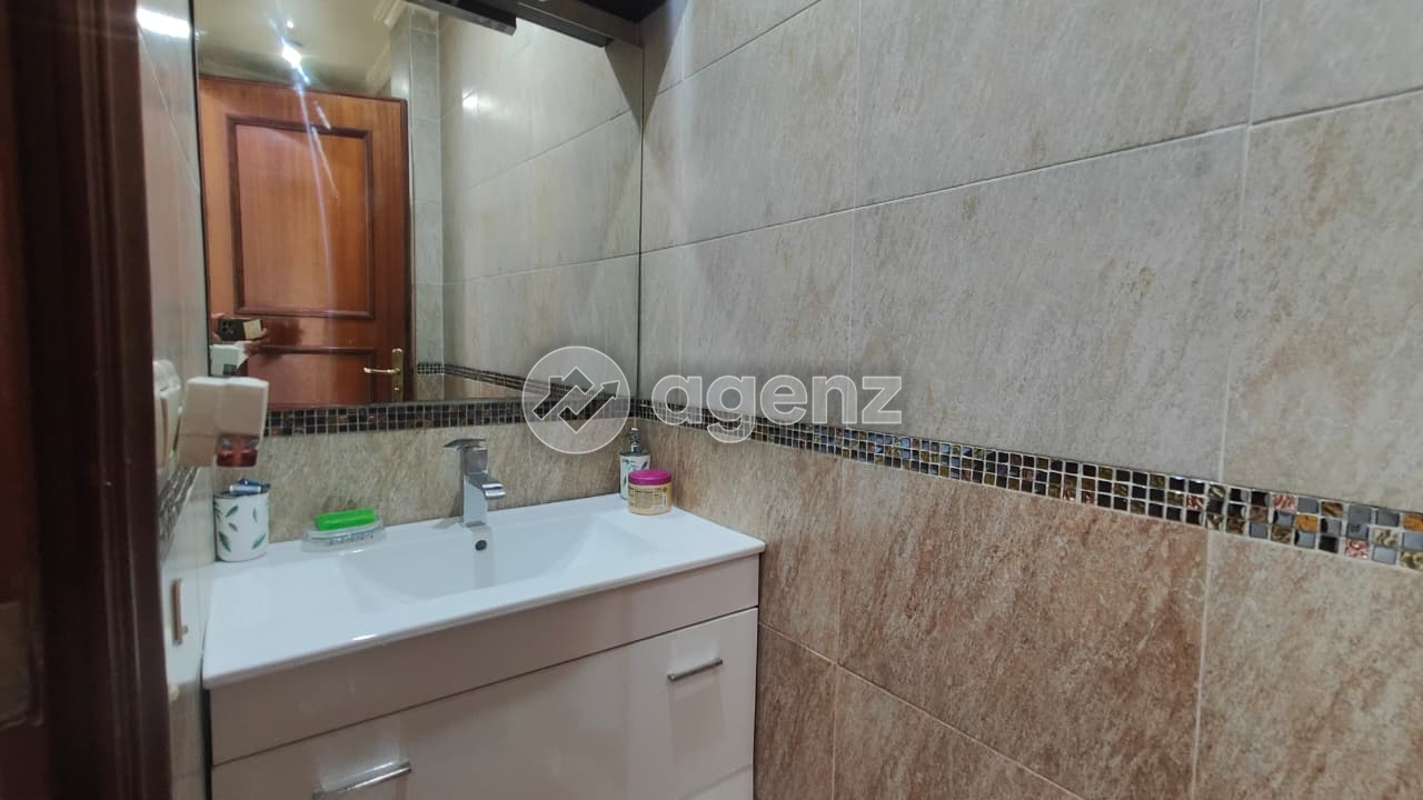 Appartement lumineux – Confort moderne, quartier prisé des Hôpitaux — 5