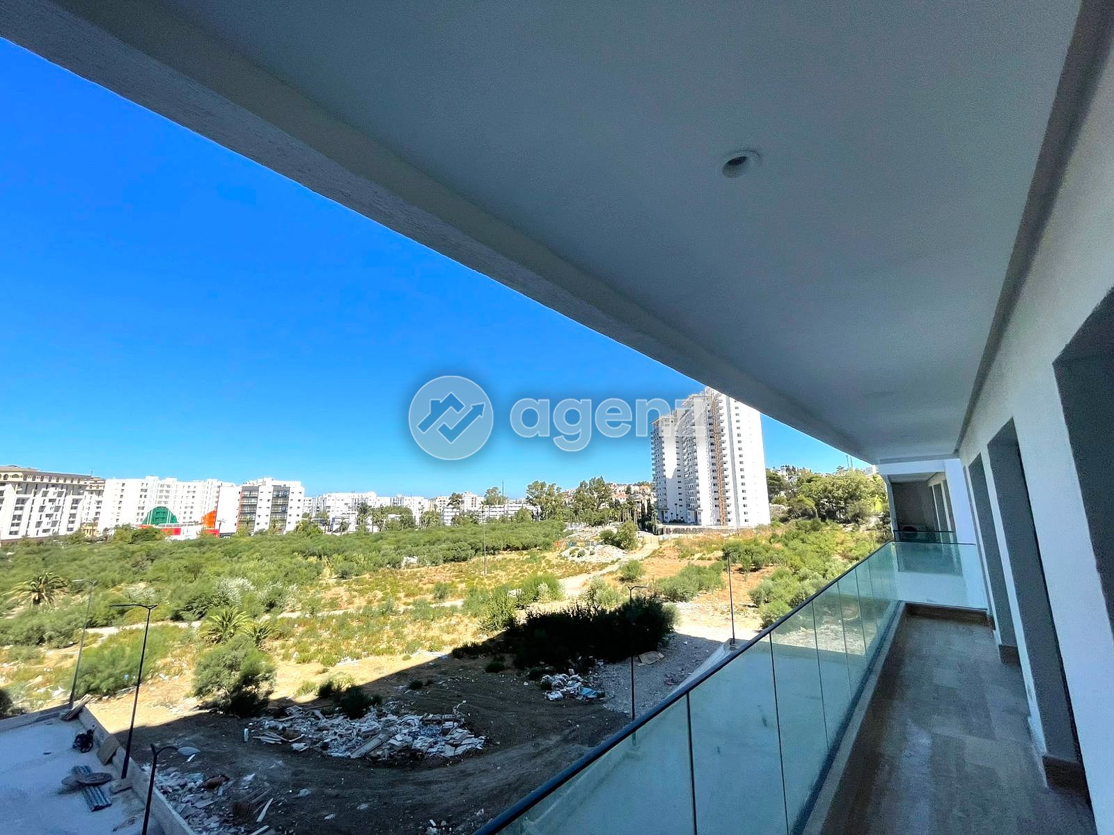 Prestigieux Appartement de 2 chambres à vendre à Malabata — 5
