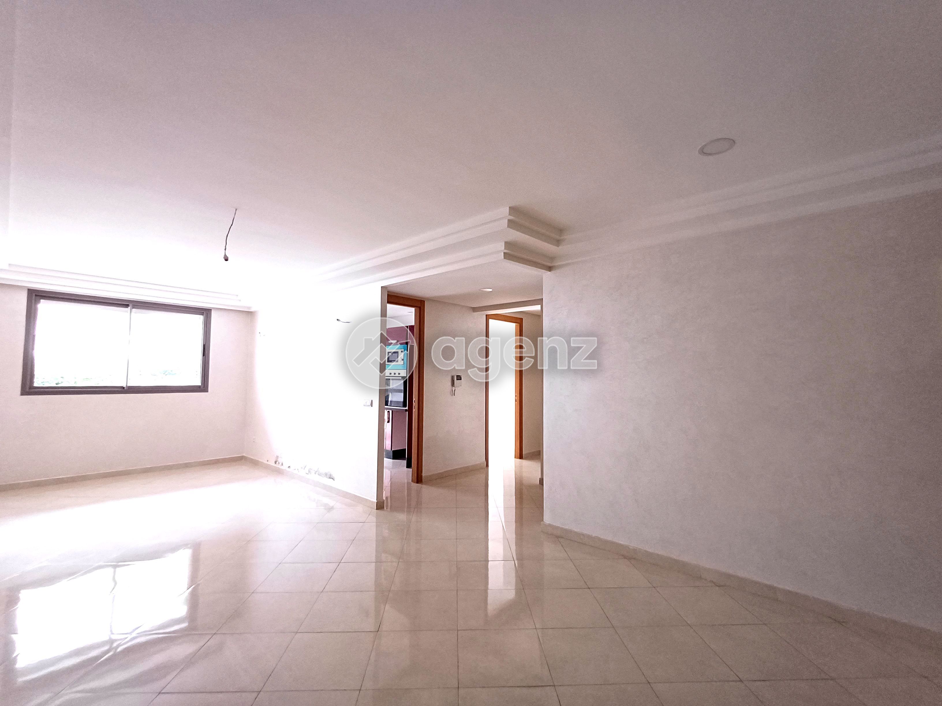 Luxueux Appartement de 2 chambres à vendre à Plage Mimosa 2 — 2