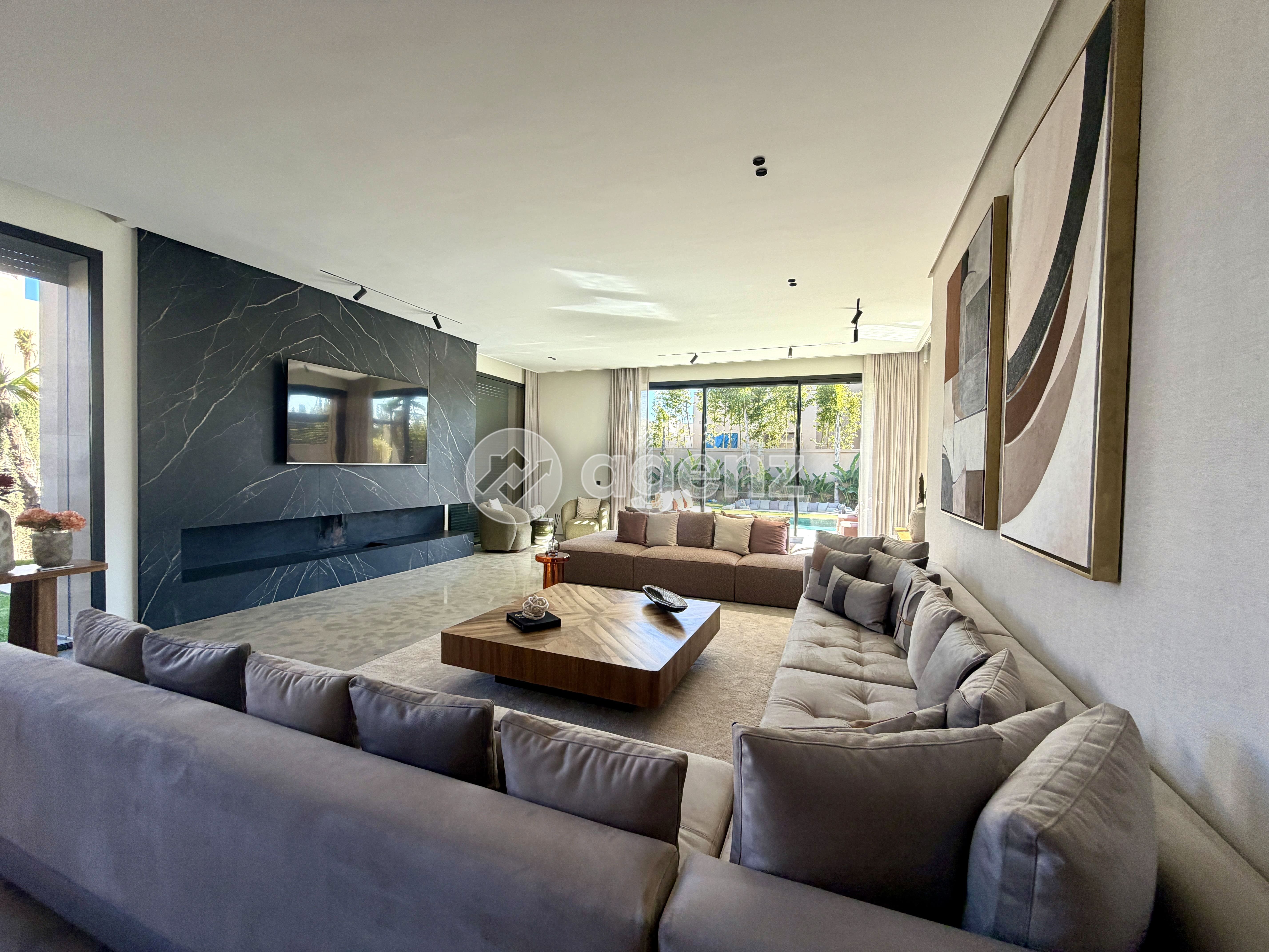 Villa de Luxe 4 Suites à Vendre – Route de l’Ourika
 — 5