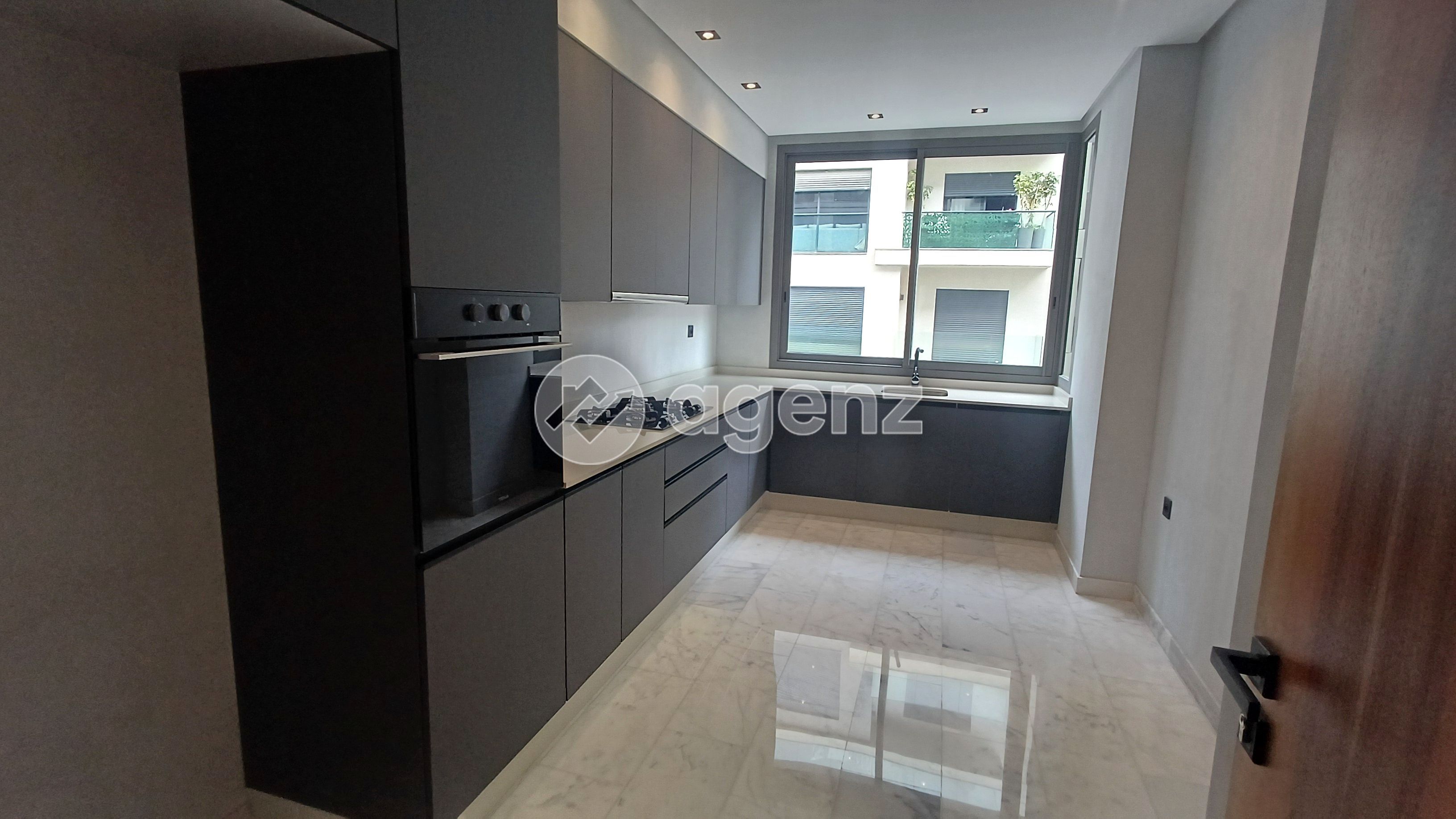Moderne Appartement de 3 chambres à vendre à Les princesses — 4
