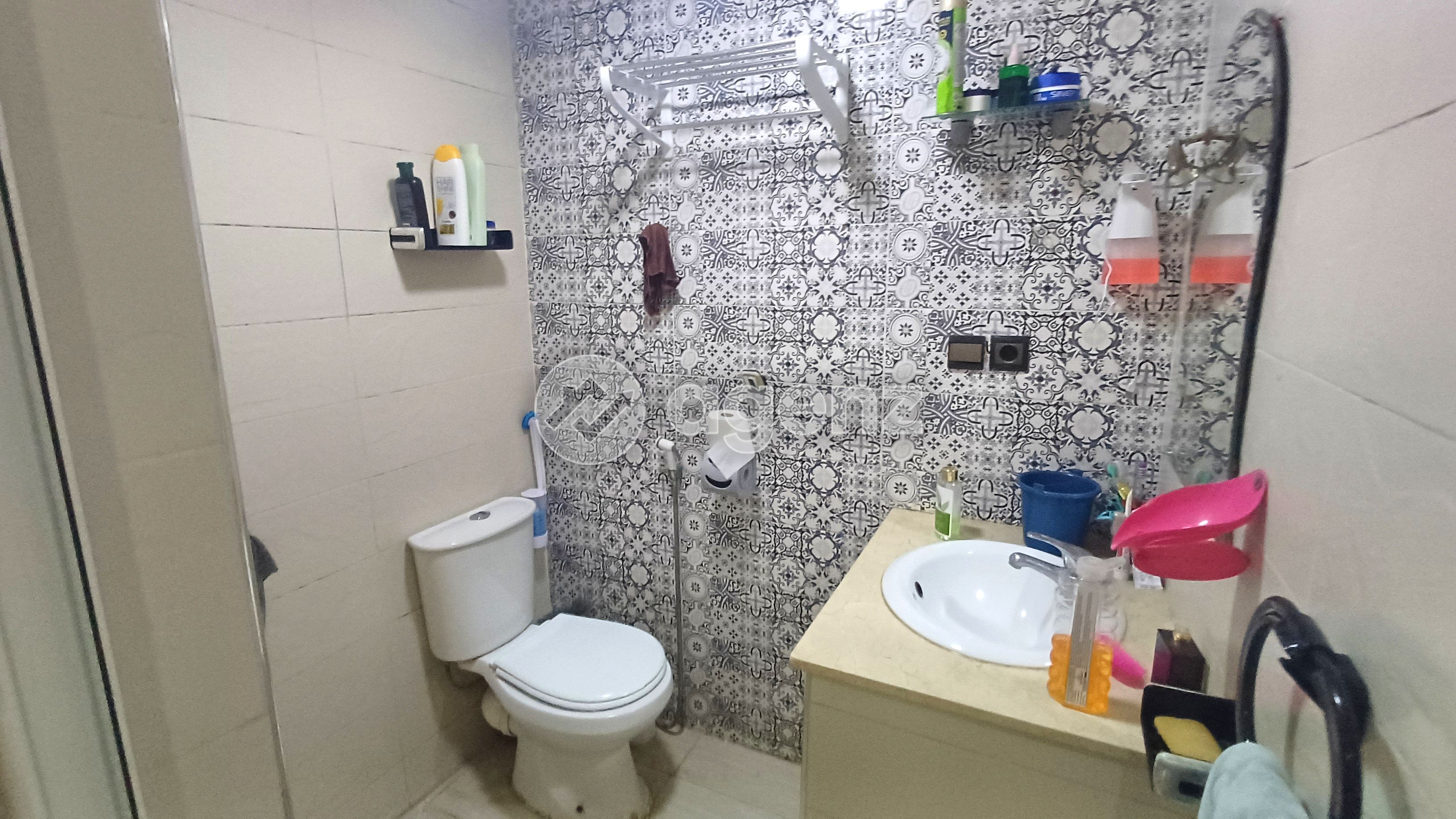 LE BON INVESTISSEMENT À CASABLANCA – APPARTEMENT REFAIT À NEUF PROCHE DU CFC — 3