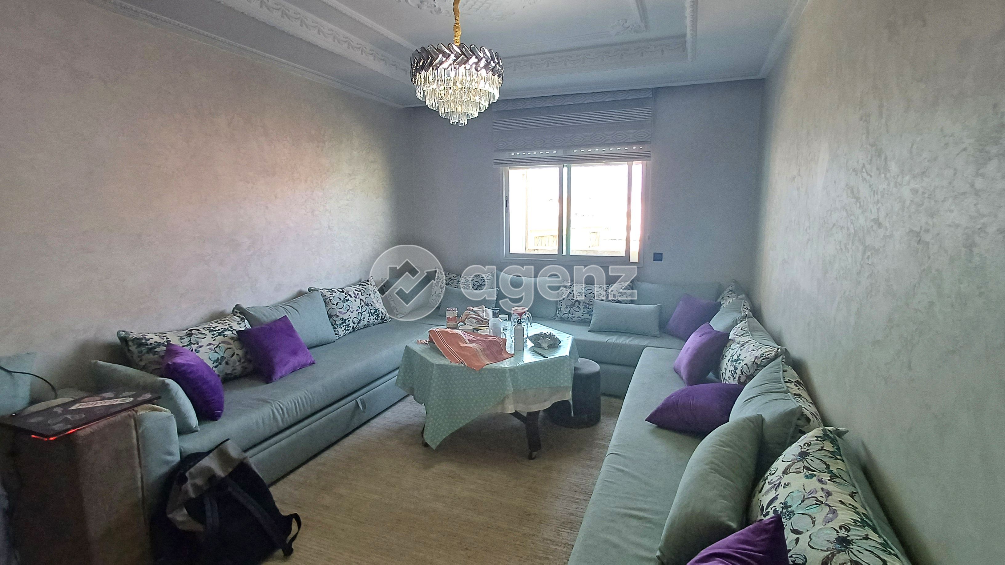 LE BON INVESTISSEMENT À CASABLANCA – APPARTEMENT REFAIT À NEUF PROCHE DU CFC