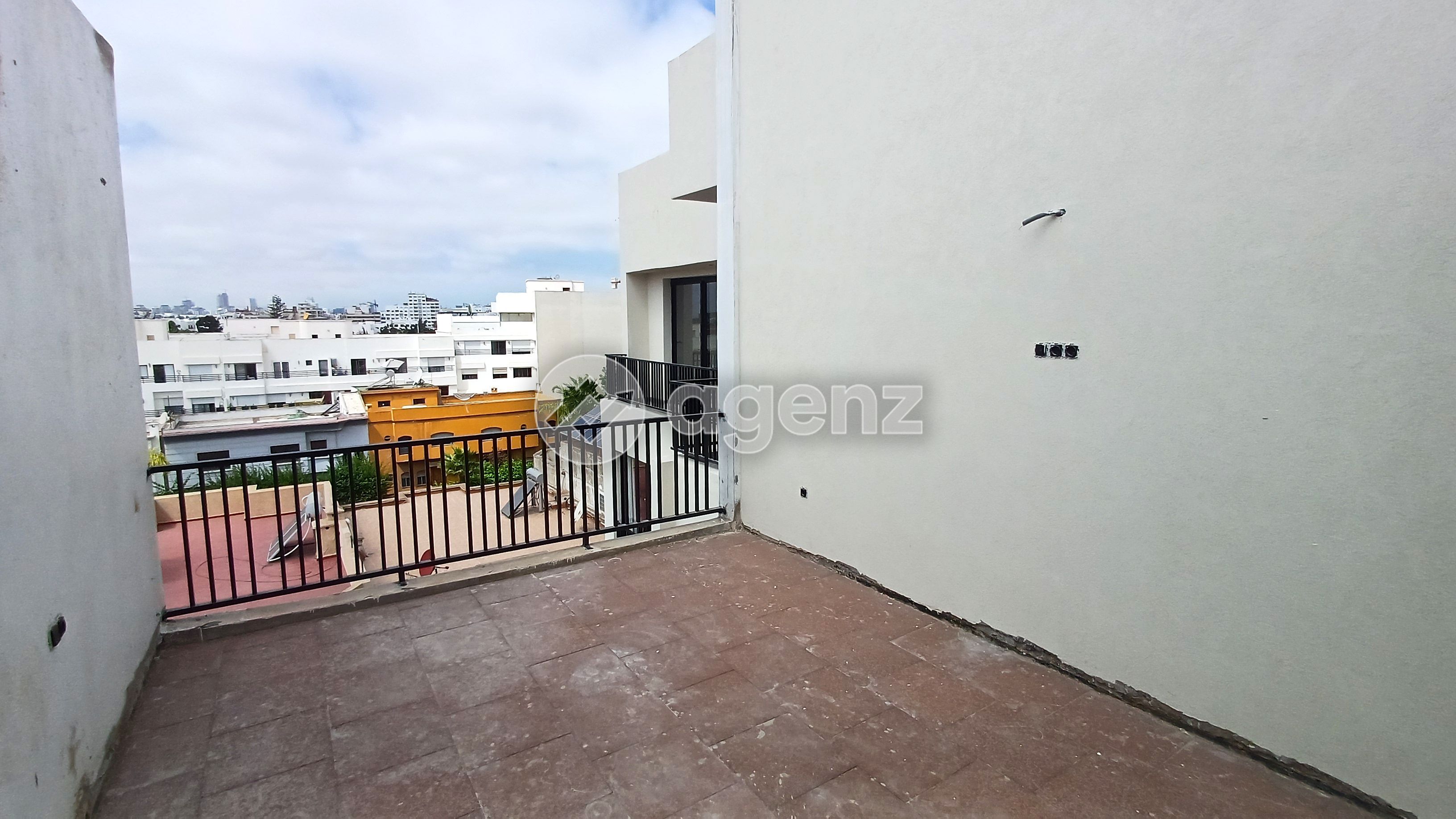 Appartement à vendre à Hermitage — 2