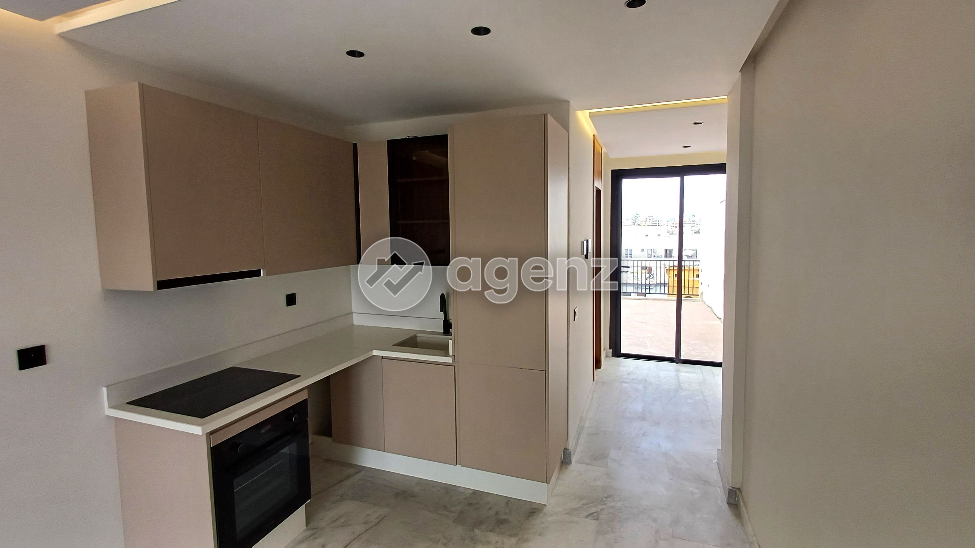 Appartement à vendre à Hermitage — 4