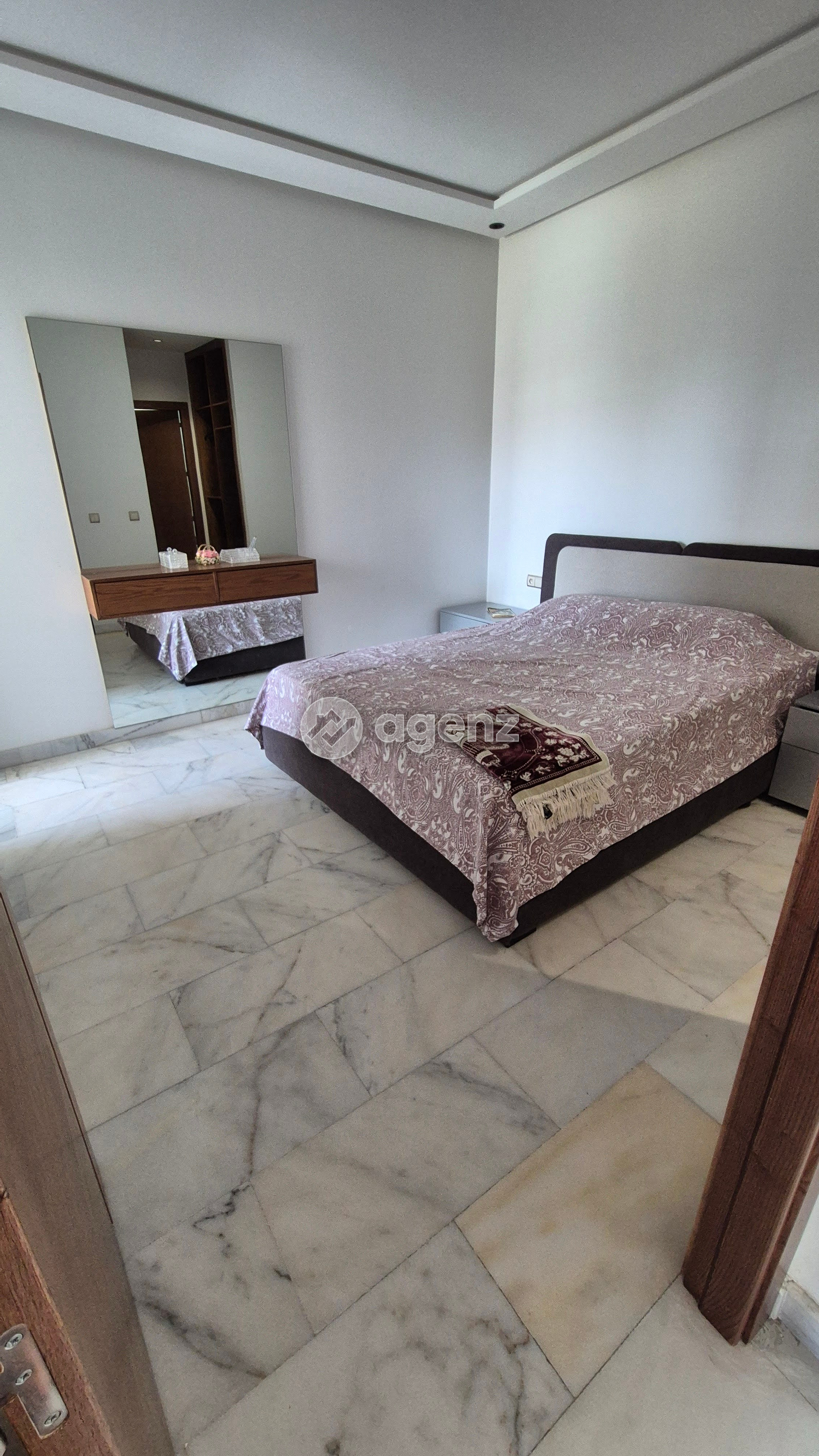 Appartement meublé - Emplacement calme — 2