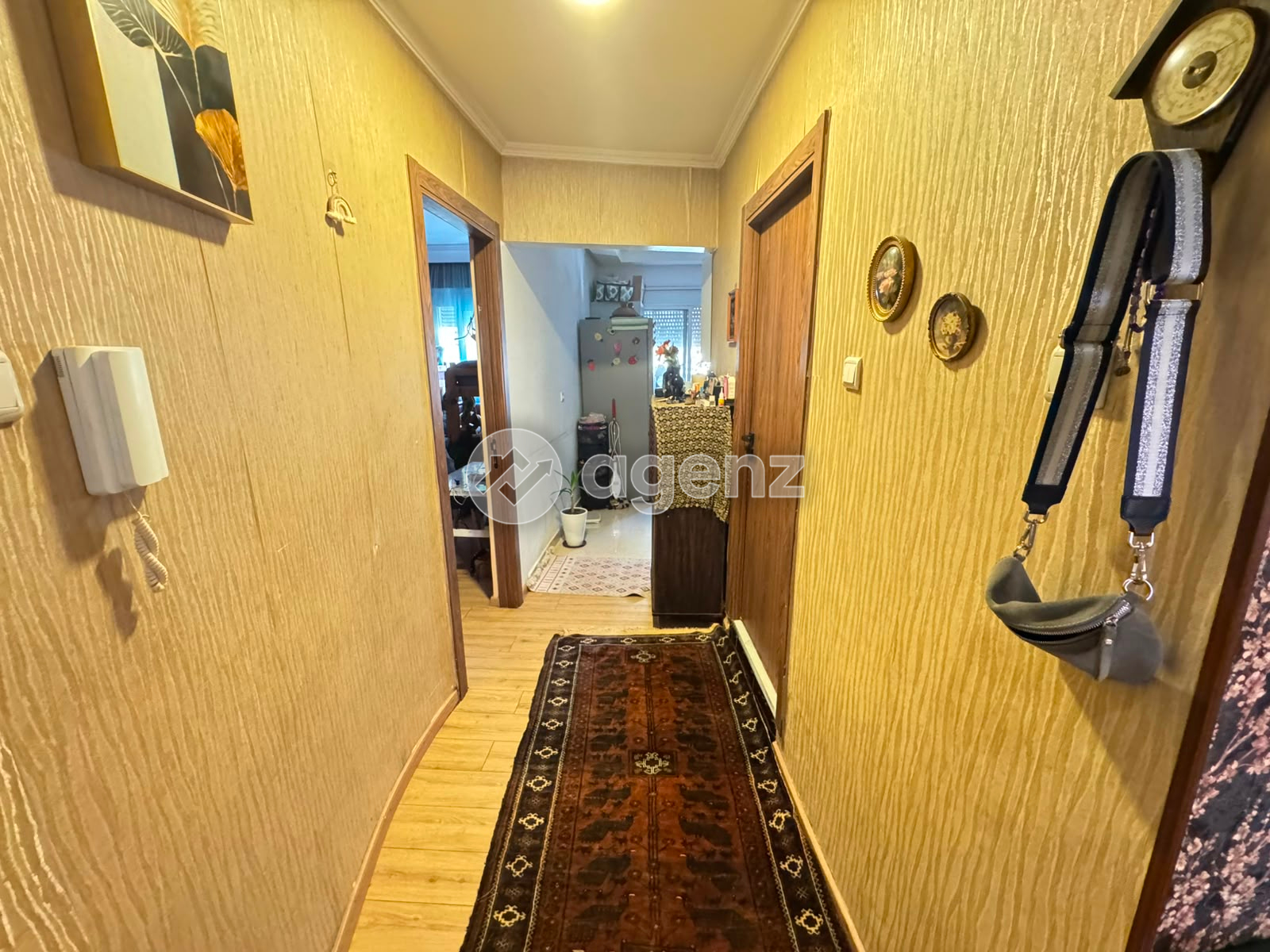 Appartement lumineux – La Gironde, commodités à proximité
 — 5
